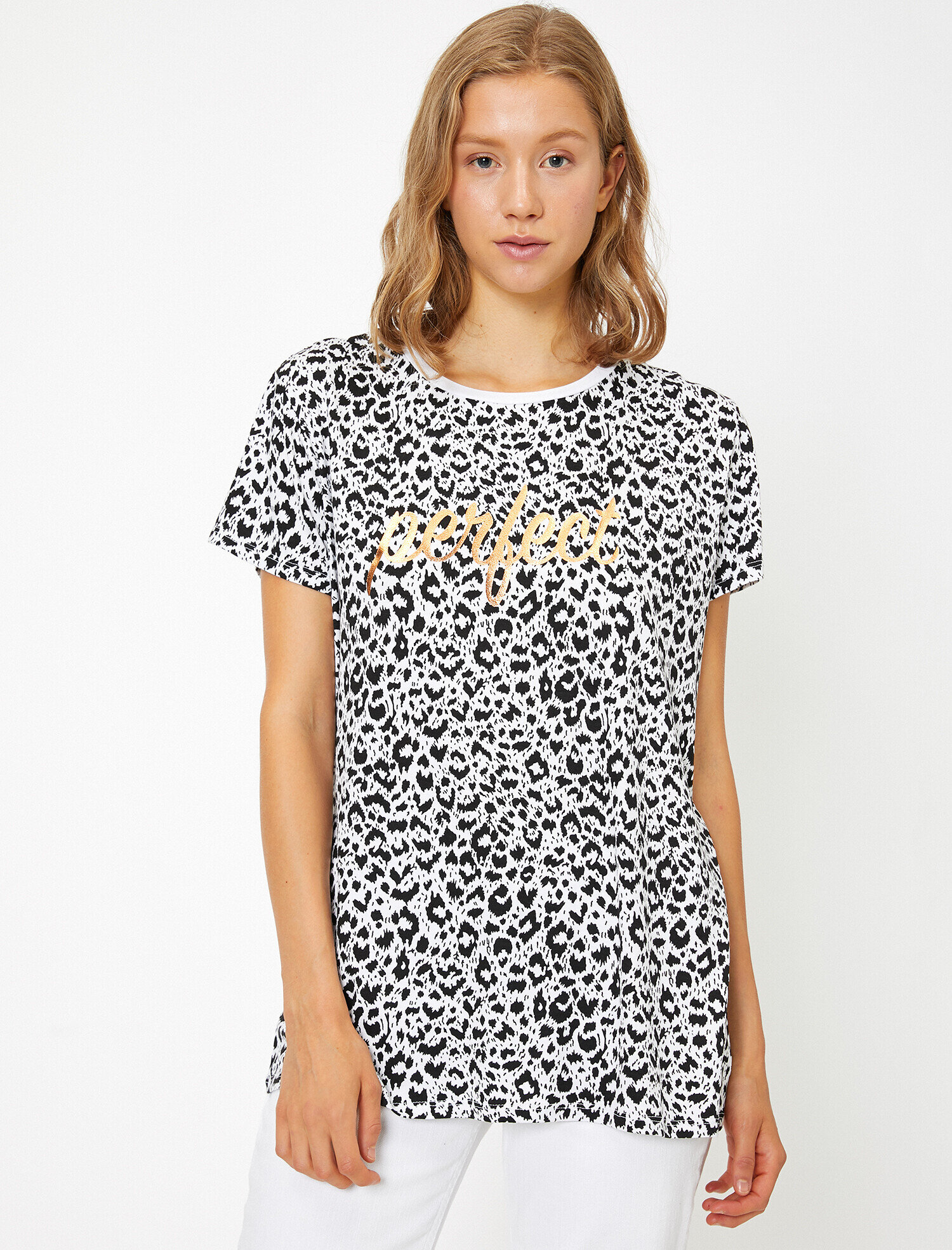   Leopar Desenli Tişört