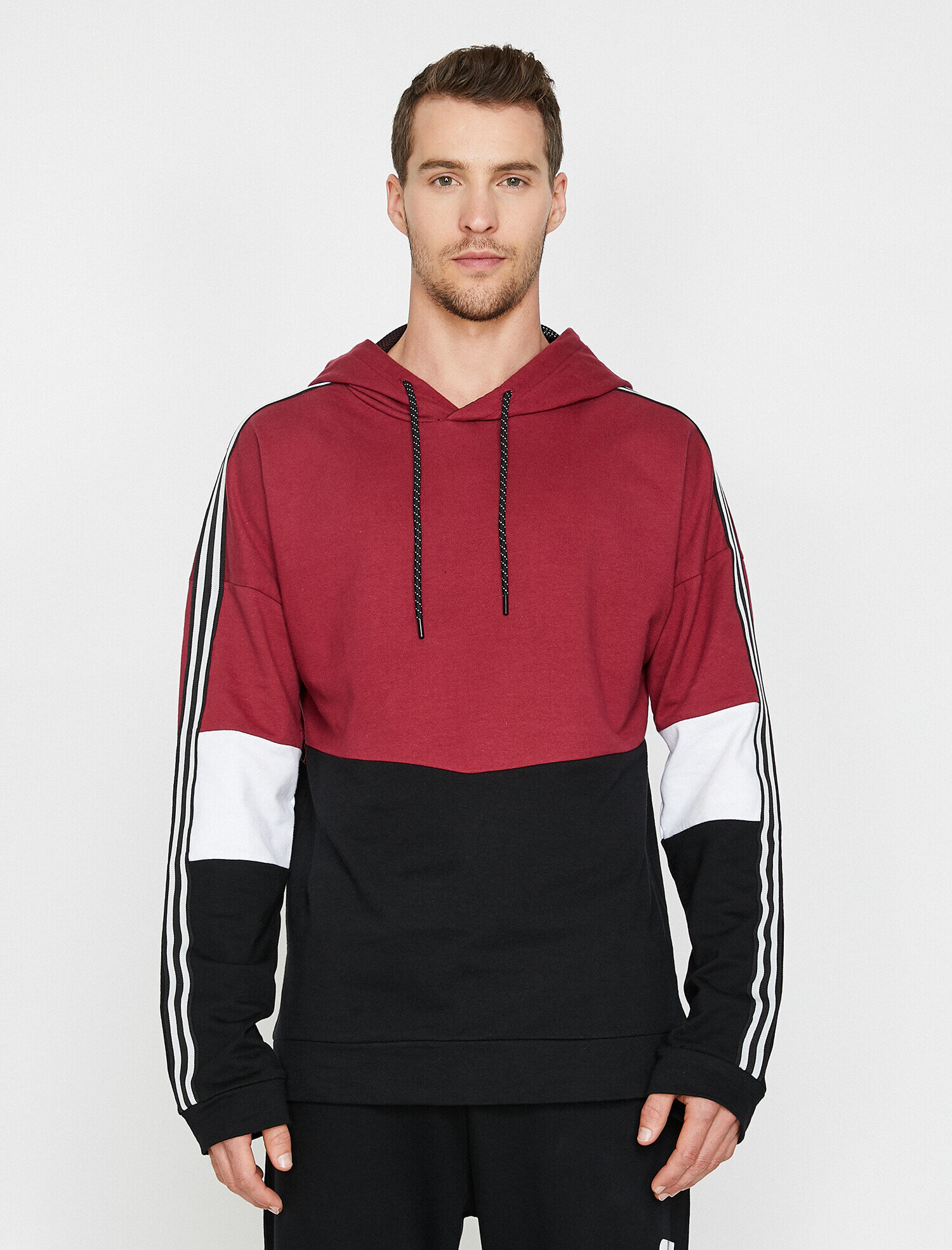   Kapüşonlu Sweatshirt