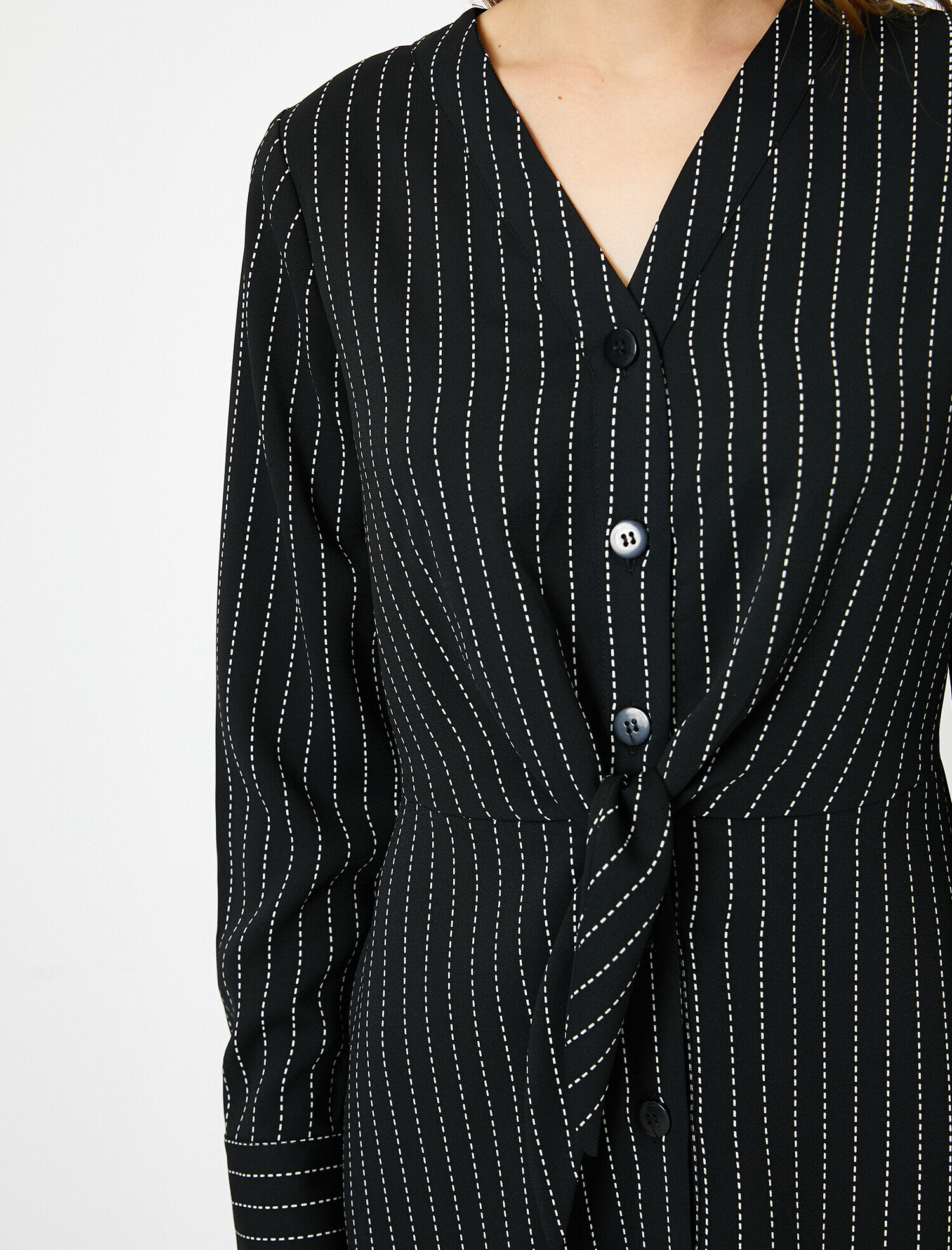   Düğme Detaylı Elbise