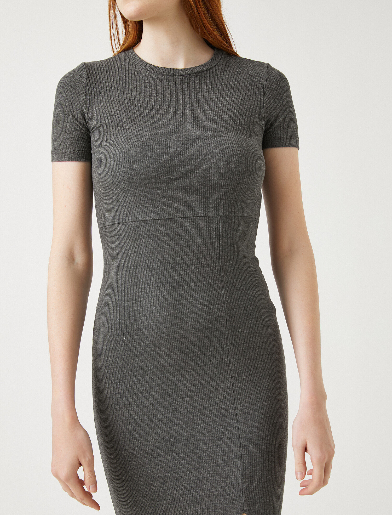   Yırtmaçlı Elbise Kısa Kollu Bisiklet Yaka