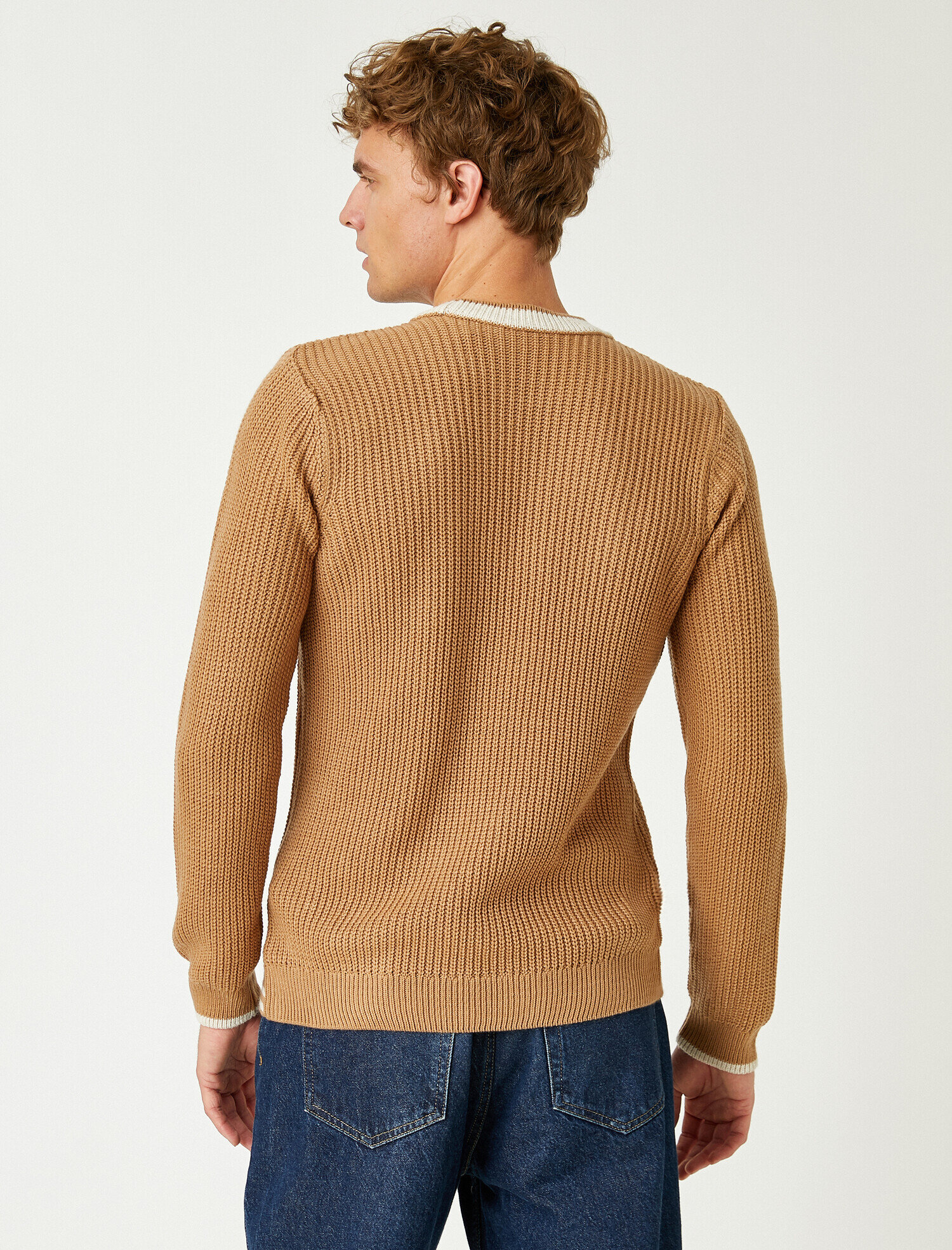   Basic Kazak Bisiklet Yaka