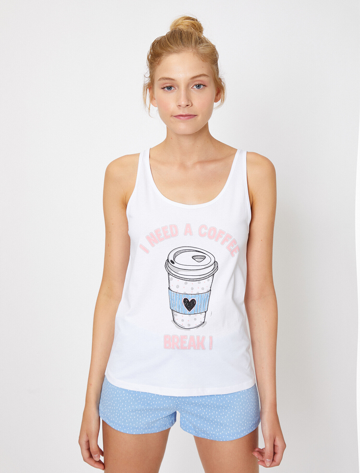   Yazılı Baskılı Pijama Takımı