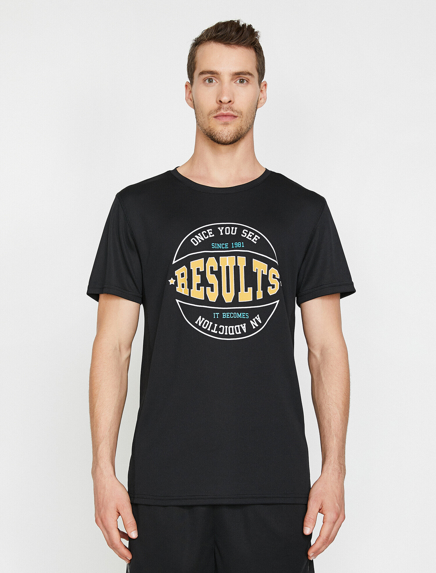 Yazılı Baskılı T-Shirt