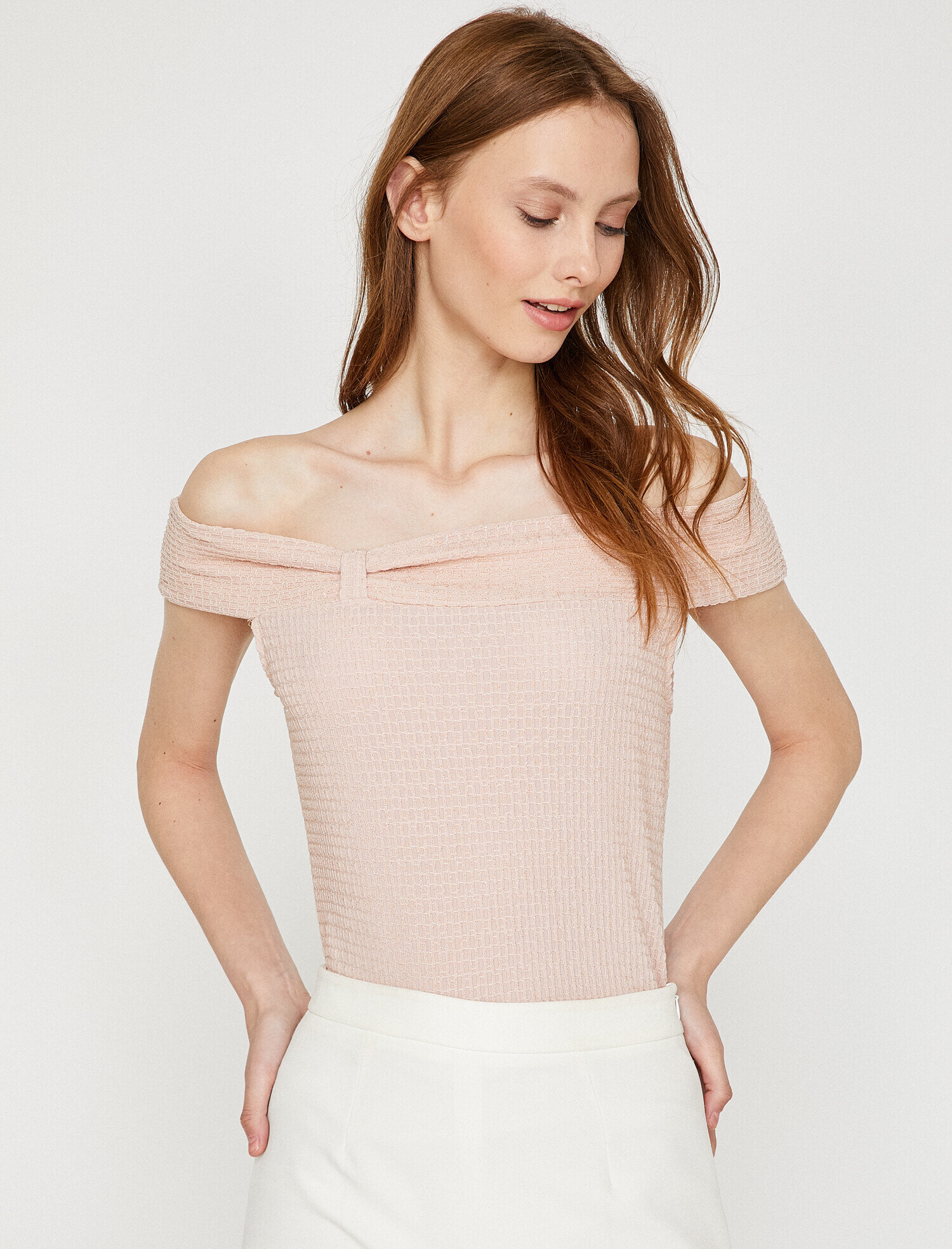   Omzu Açık Abiye Bluz