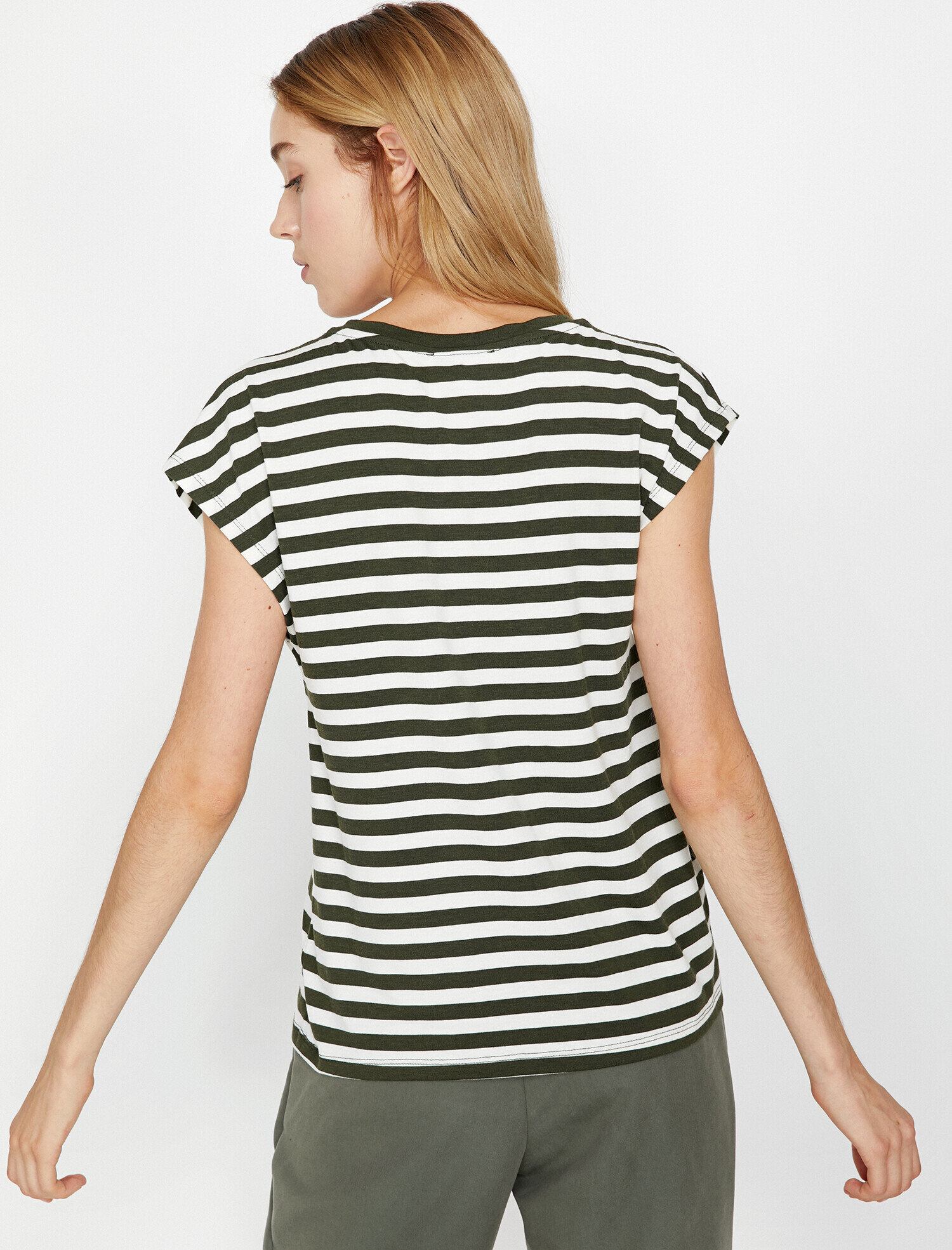   Çizgili T-Shirt