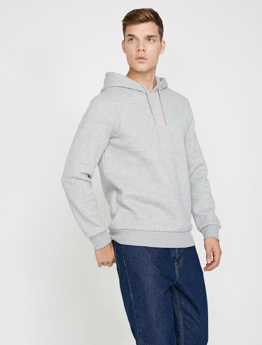   Rick and Morty Lisanslı Baskılı Sweatshirt
