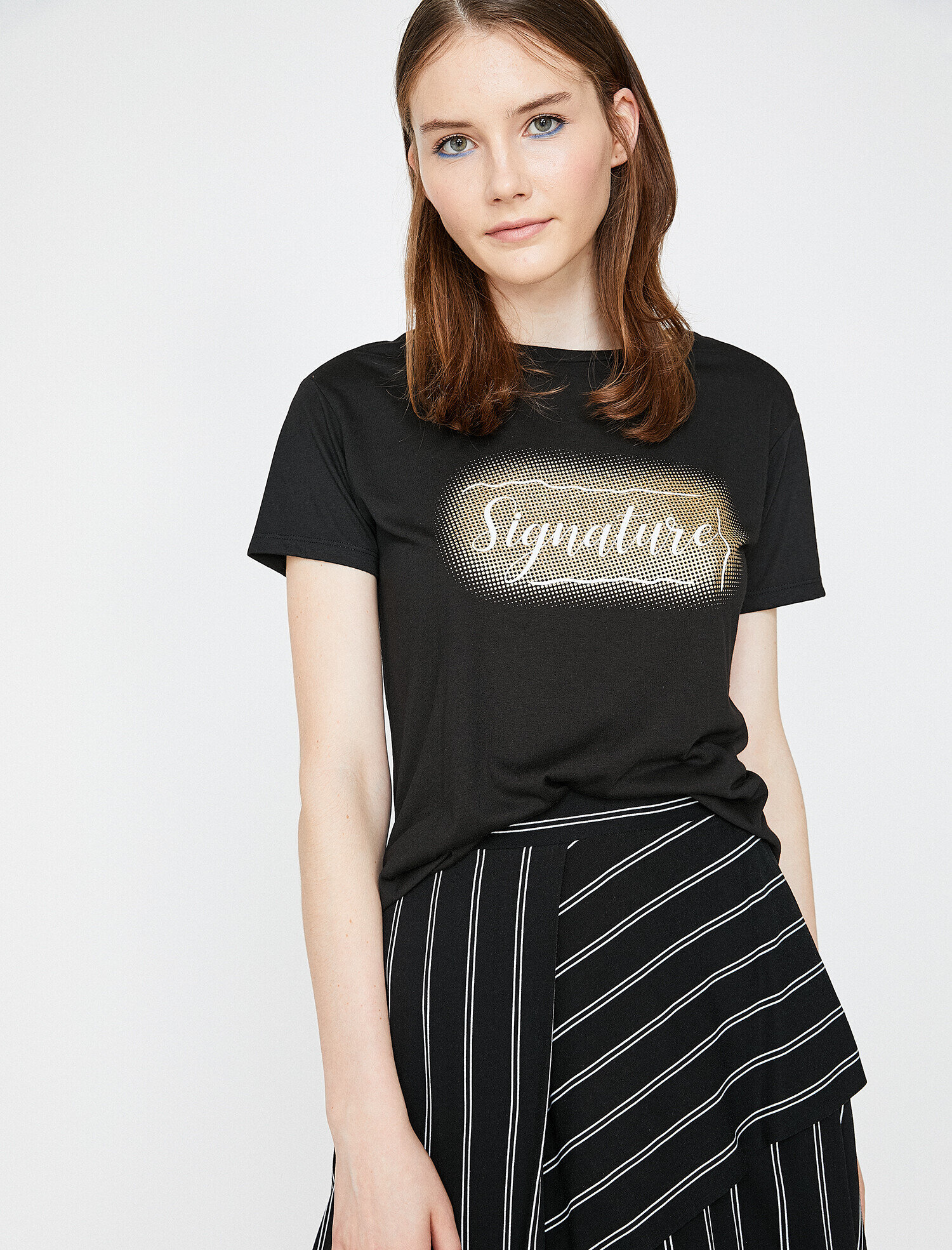   Yazılı Baskılı Tişört