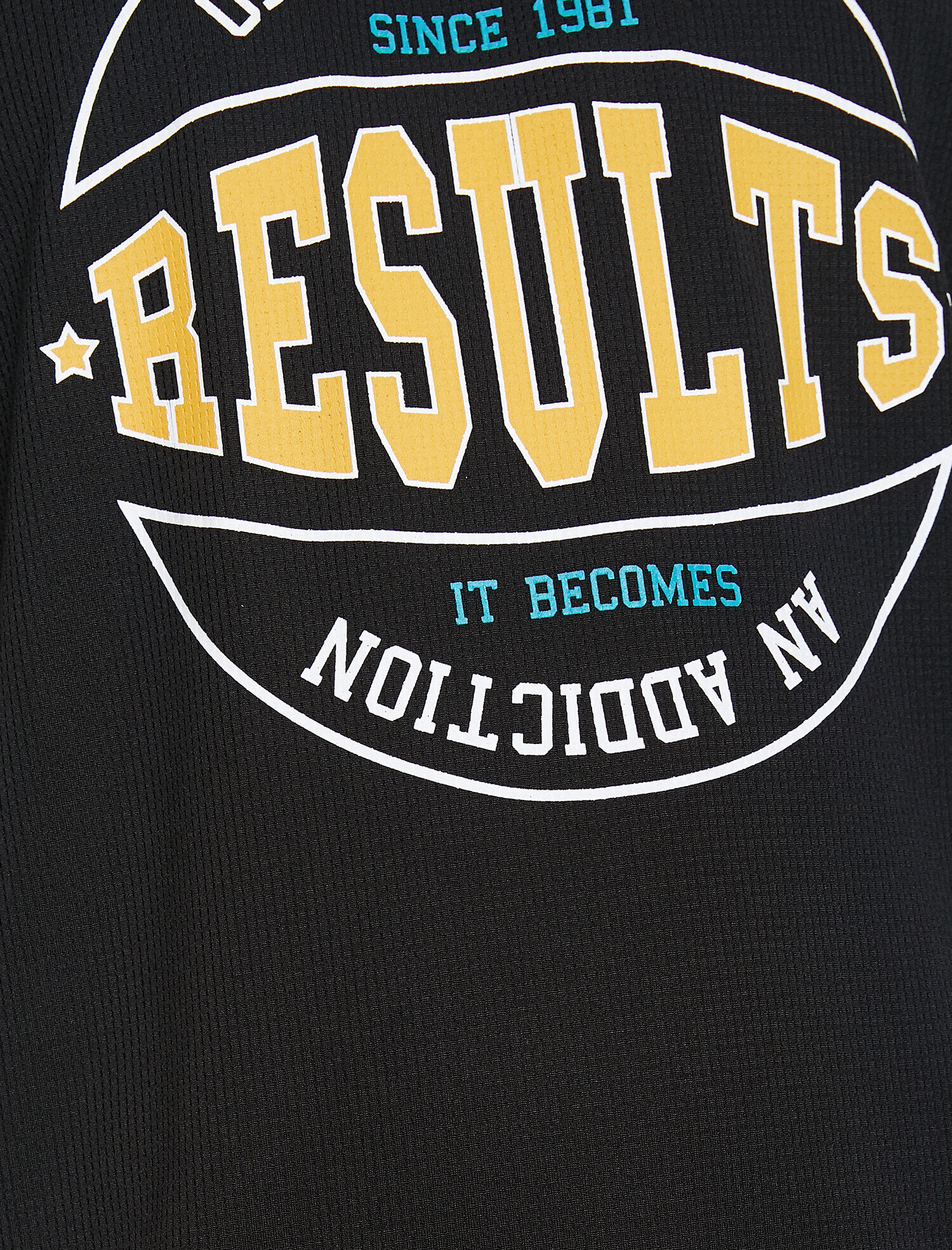 Yazılı Baskılı T-Shirt