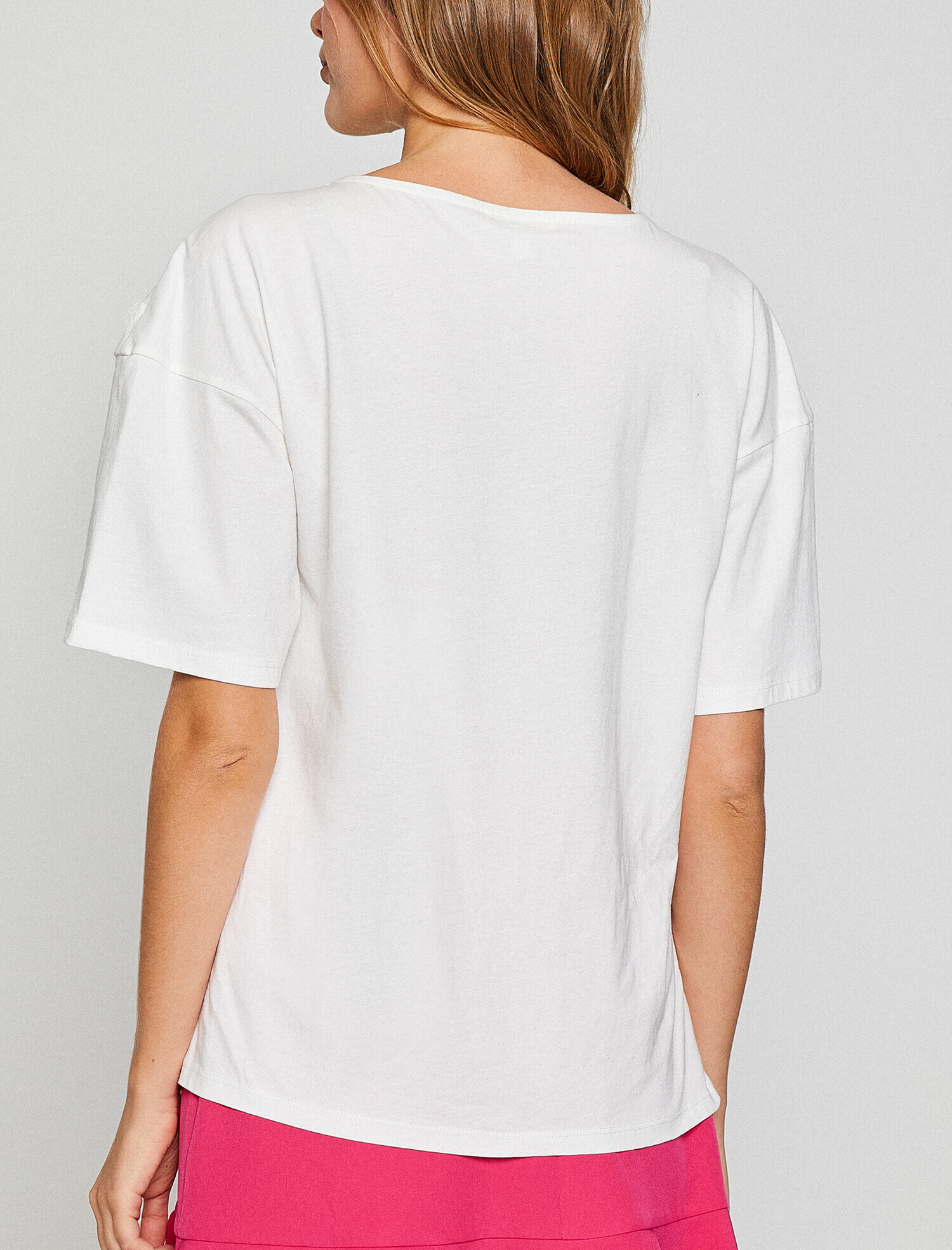   Suni Kürk Detaylı Tişört