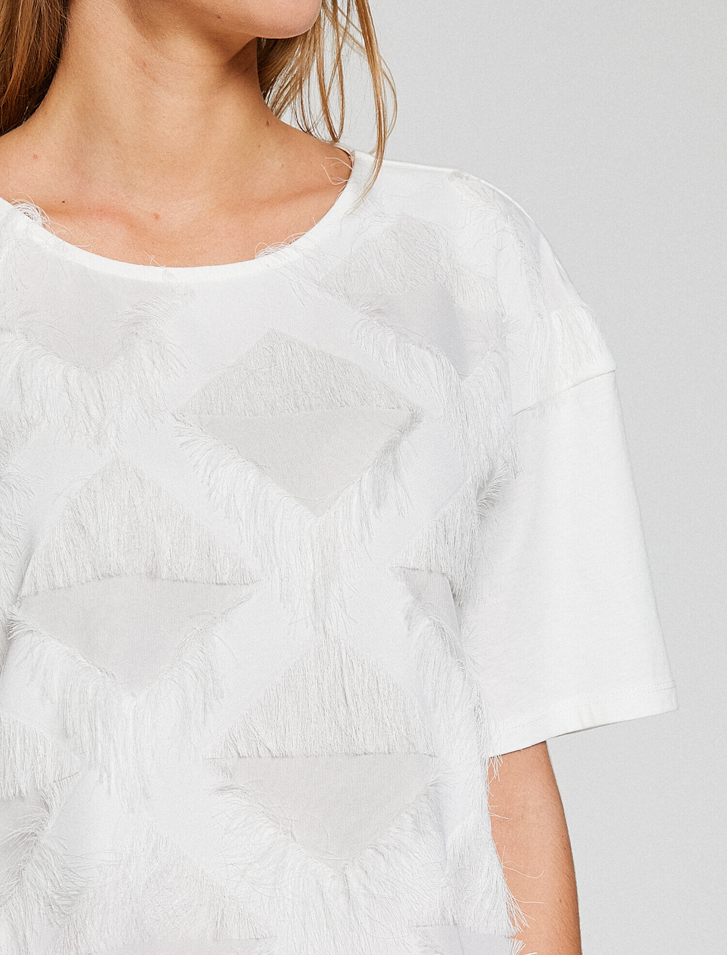   Suni Kürk Detaylı Tişört