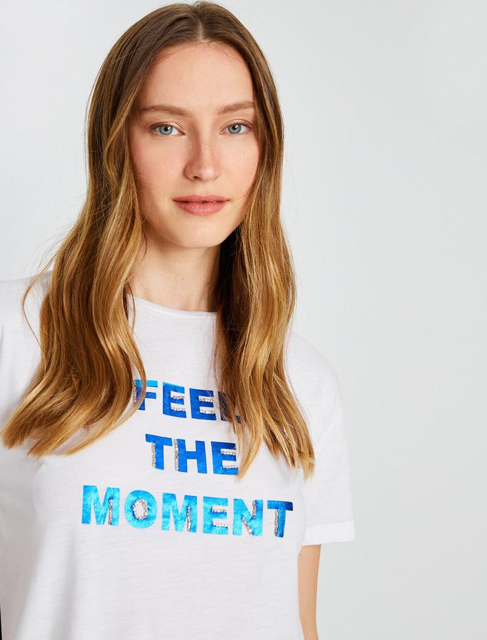  Yazılı Baskılı Tişört