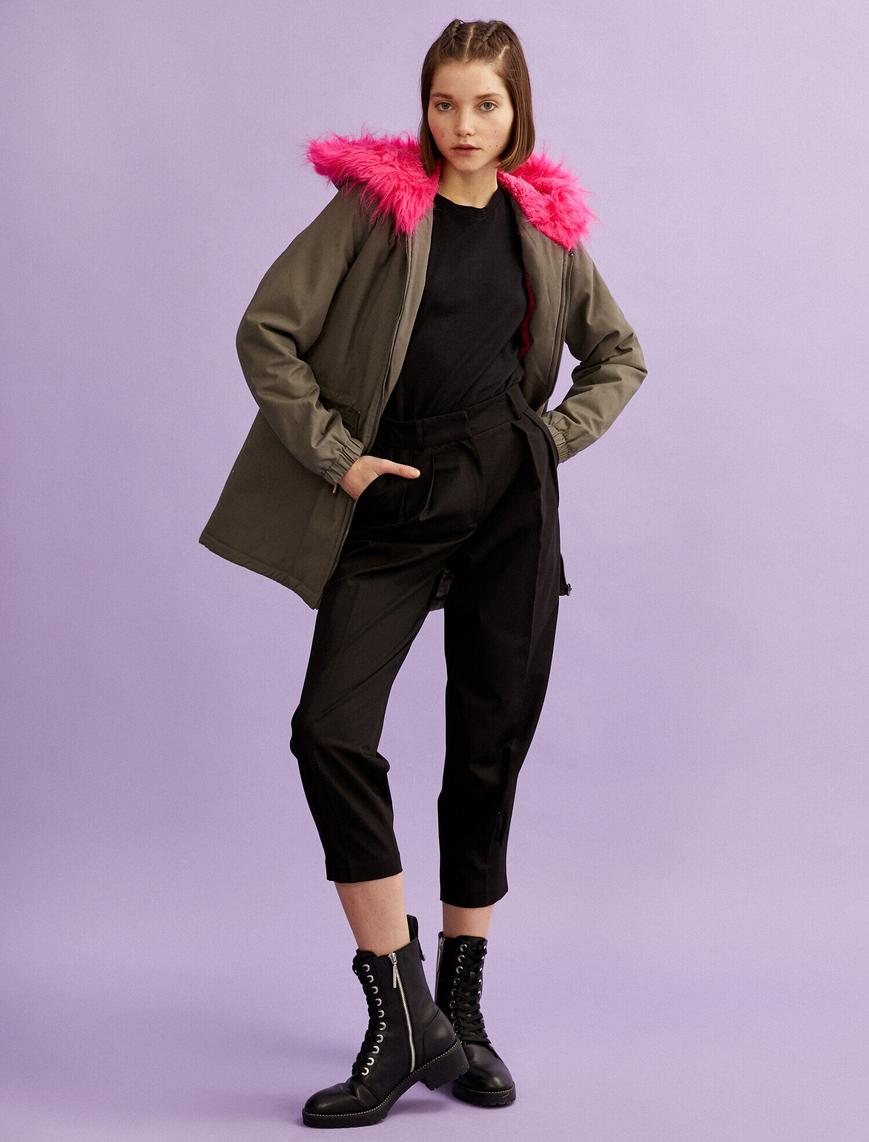   Kapüşonlu Parka