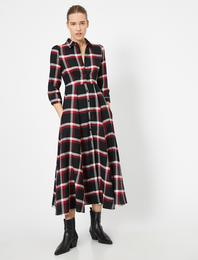 Gömlek Yaka Düğme Detaylı Ekoseli Uzun Elbise