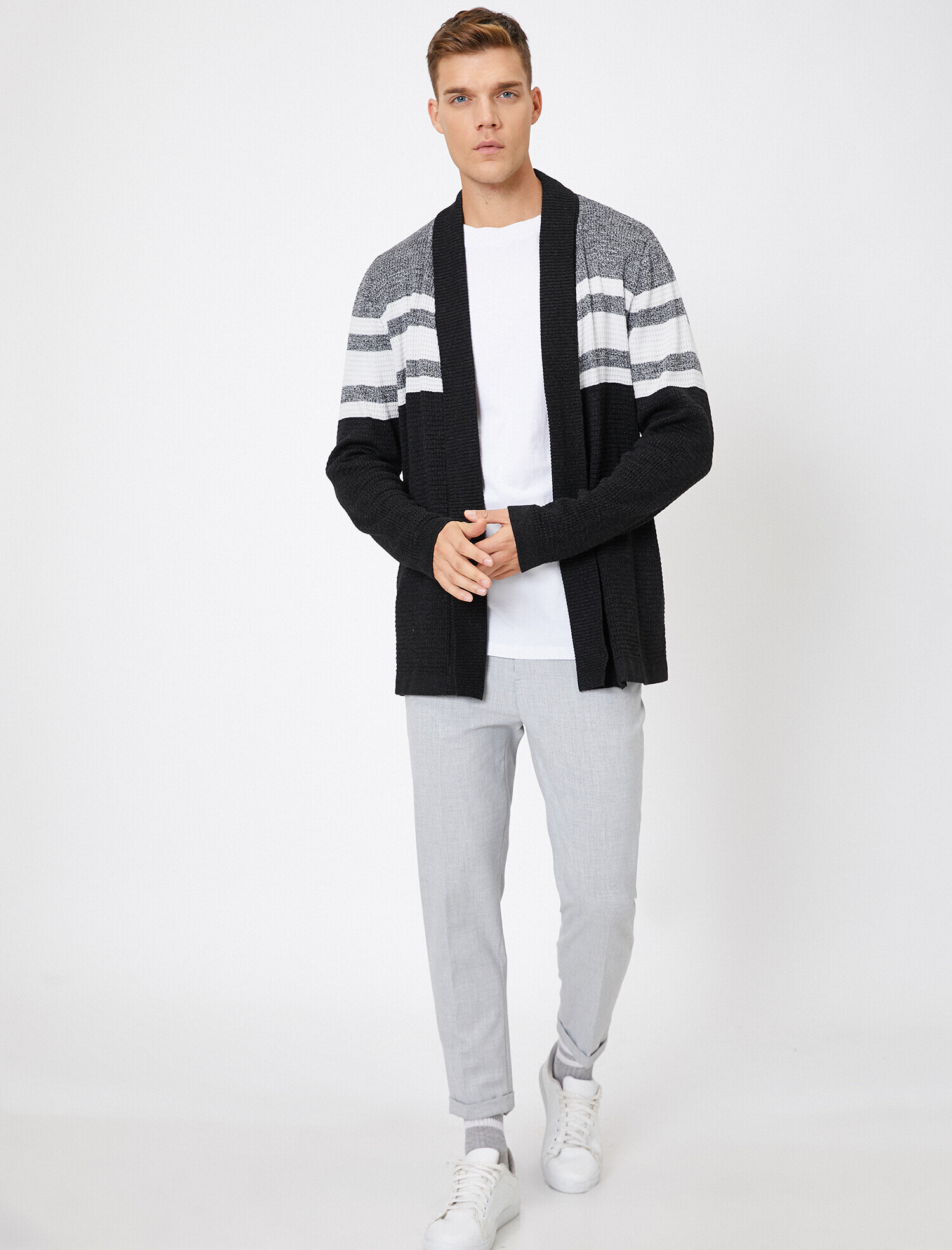   Çizgili Triko Hırka