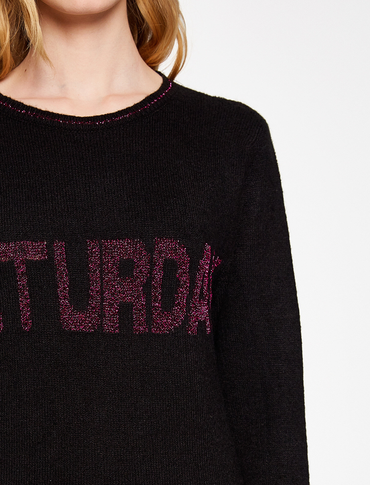   Yazılı Baskılı Triko Kazak