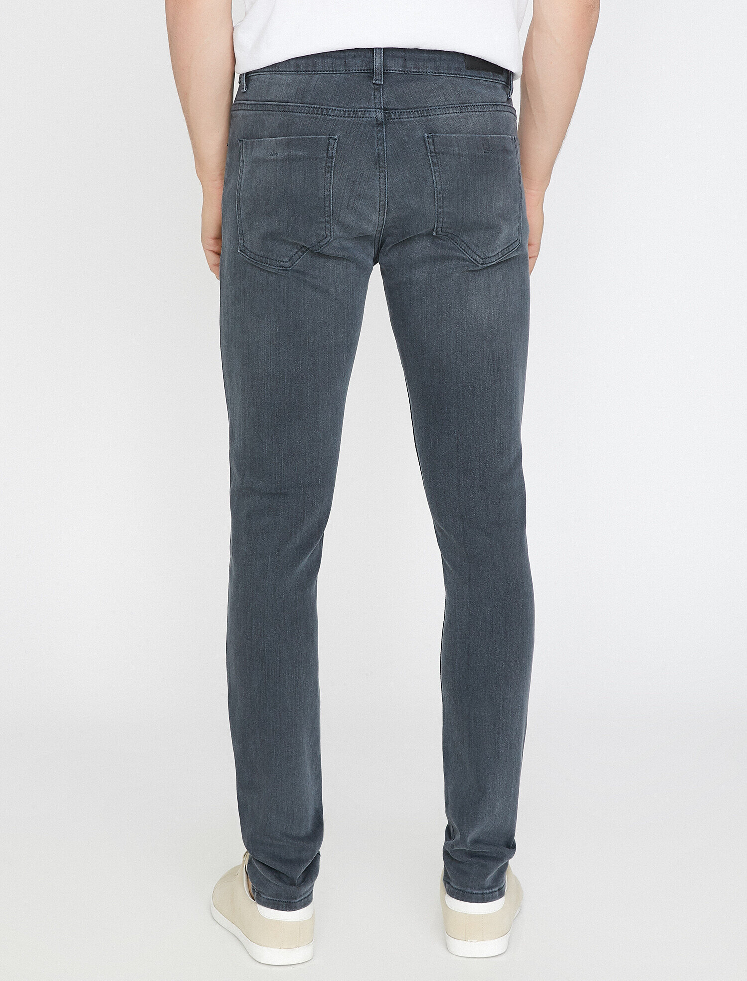   Justin Jean Pantolon