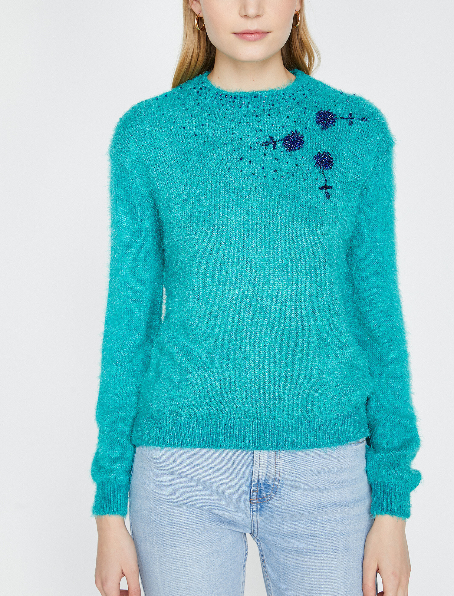   Boncuk İşlemeli Triko Kazak