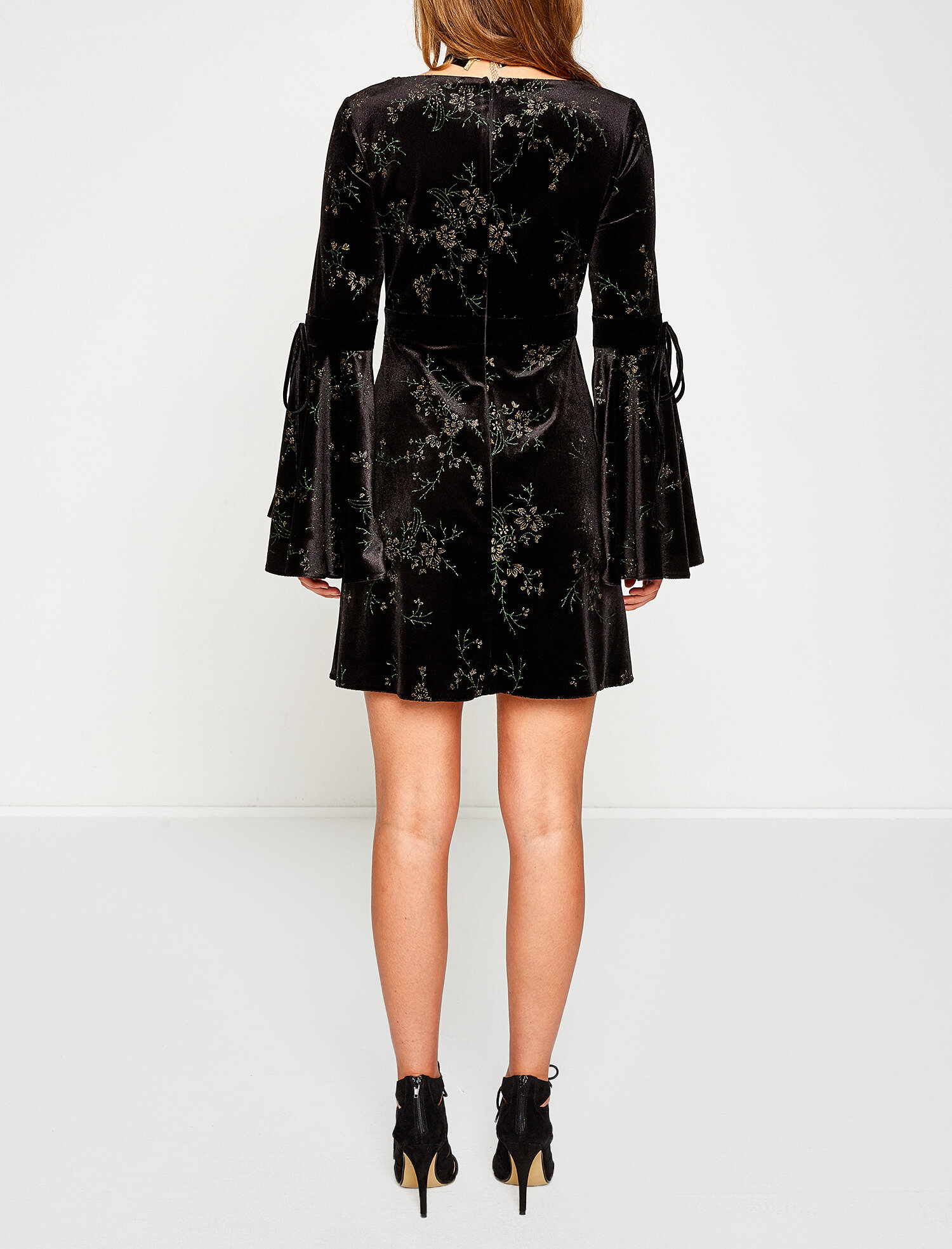   Zeynep Tosun for Koton Elbise