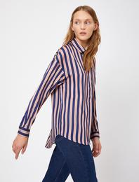 Yaka Detaylı Tişört