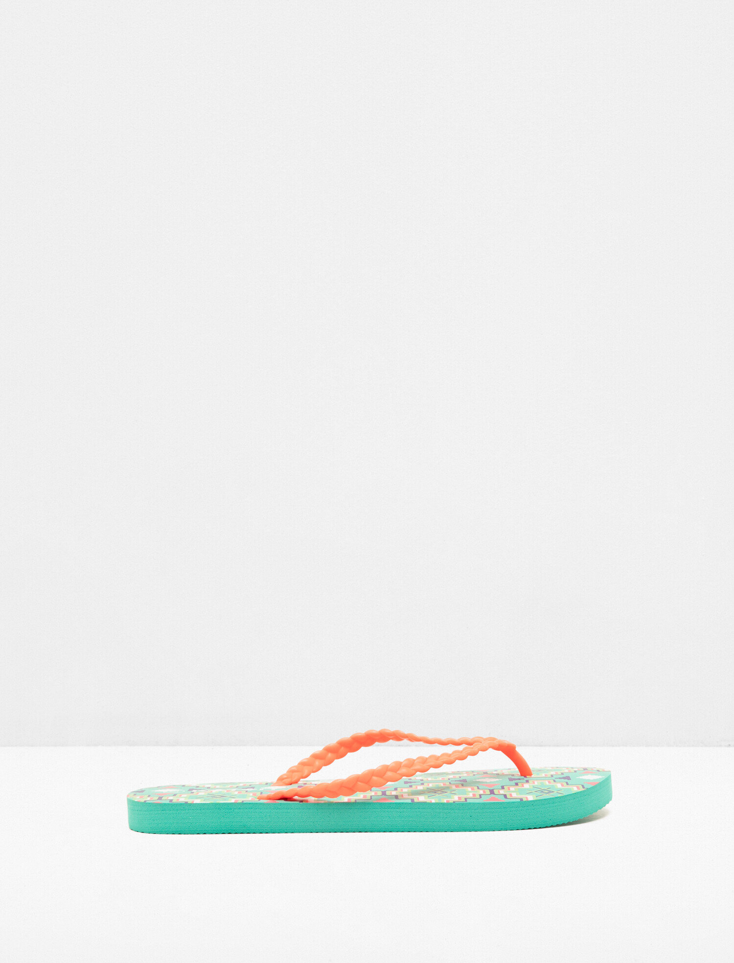  Kadın Desenli Terlik