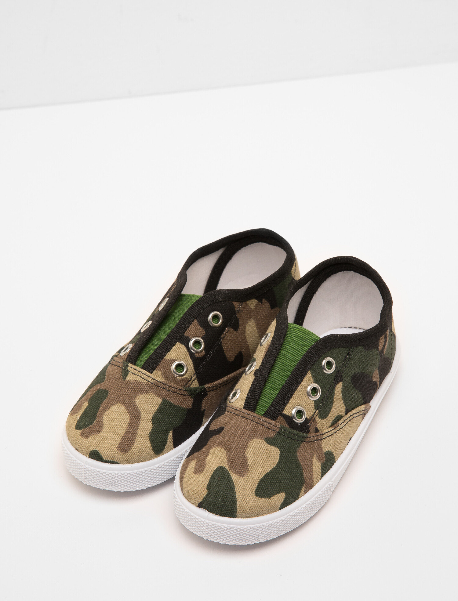  Erkek Çocuk Kamuflaj Desenli Ayakkabı