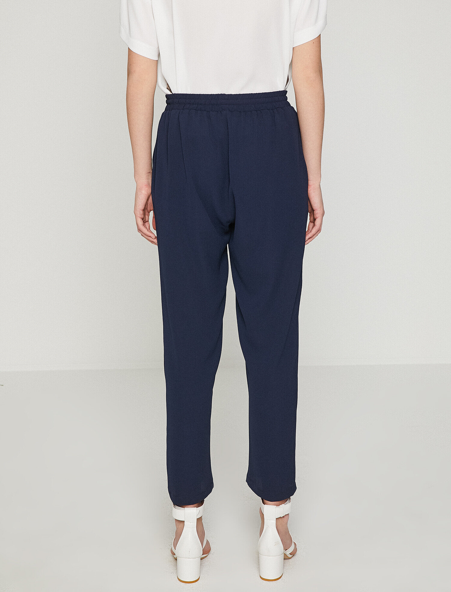   Beli Bağlamalı Pantolon