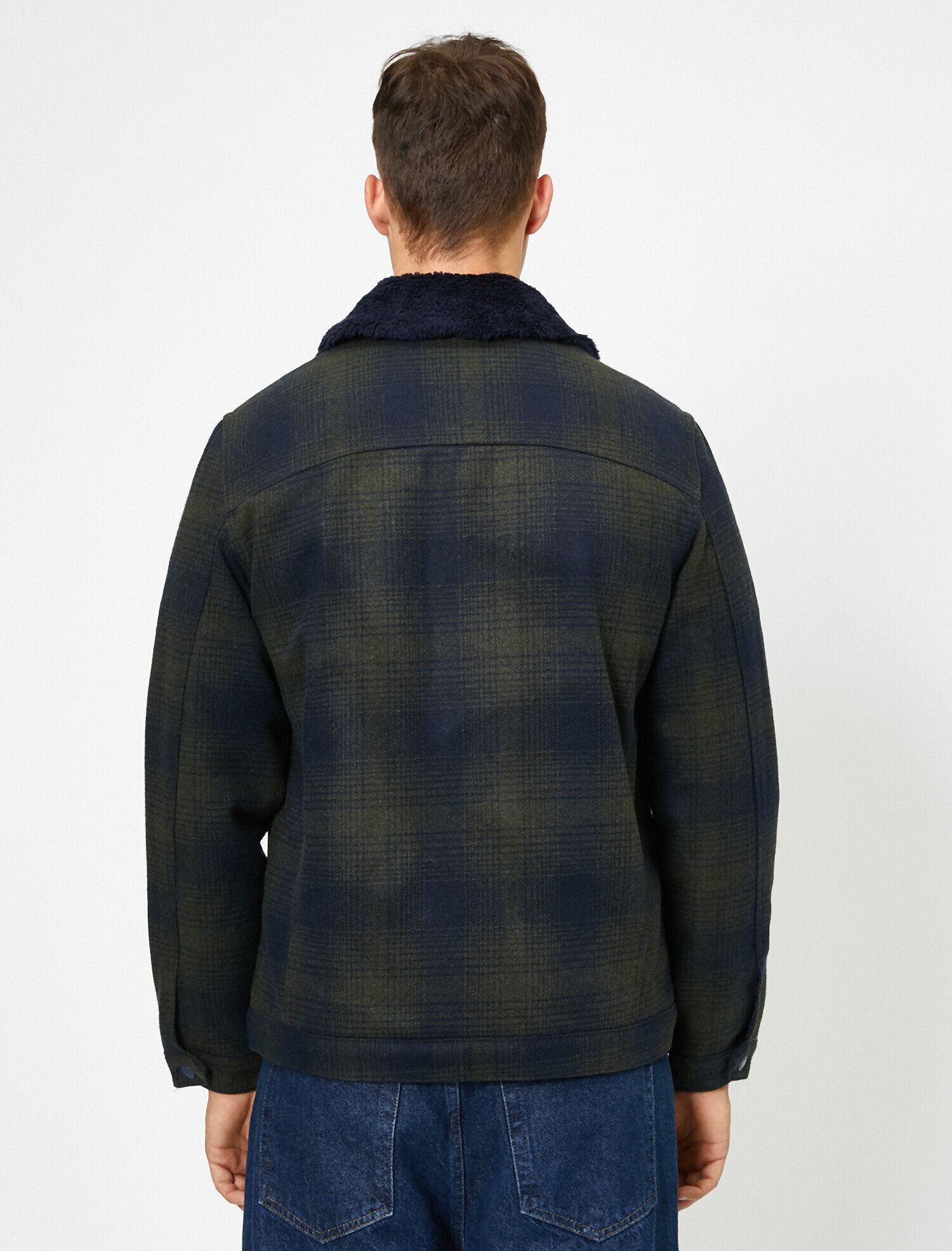   Düğme Detaylı Mont