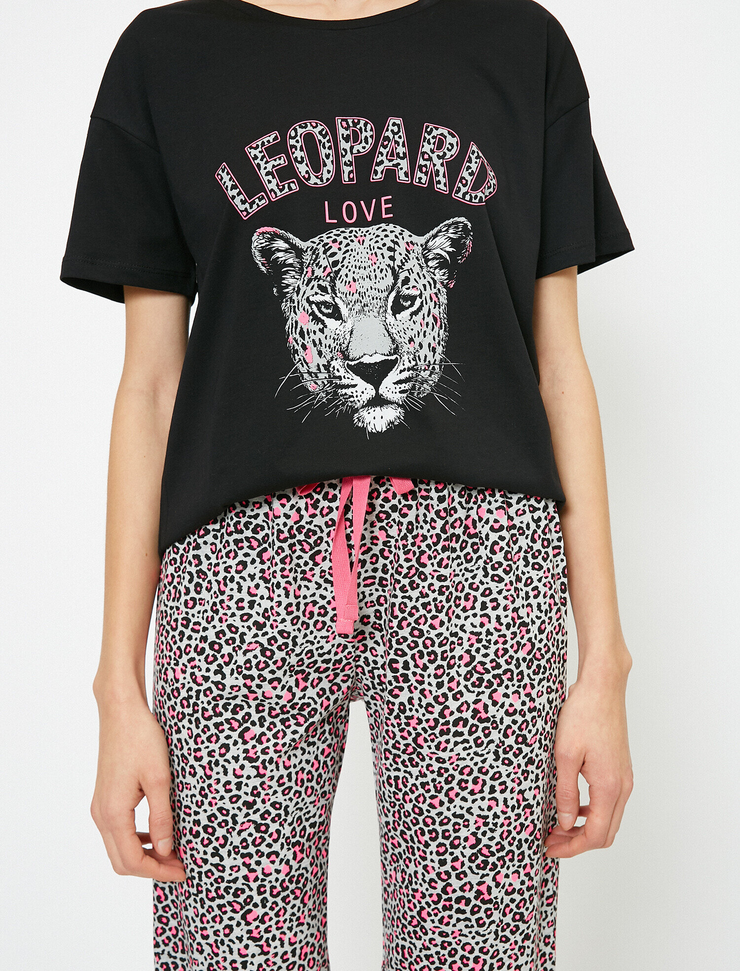 Kadın Desenli Pijama Takımı