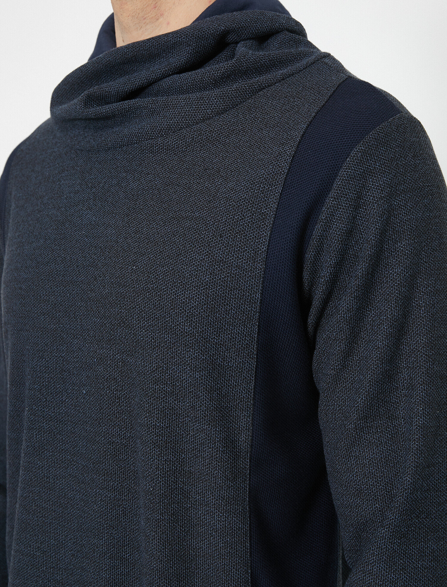   Degaje Yaka Uzun Kollu Sweatshirt