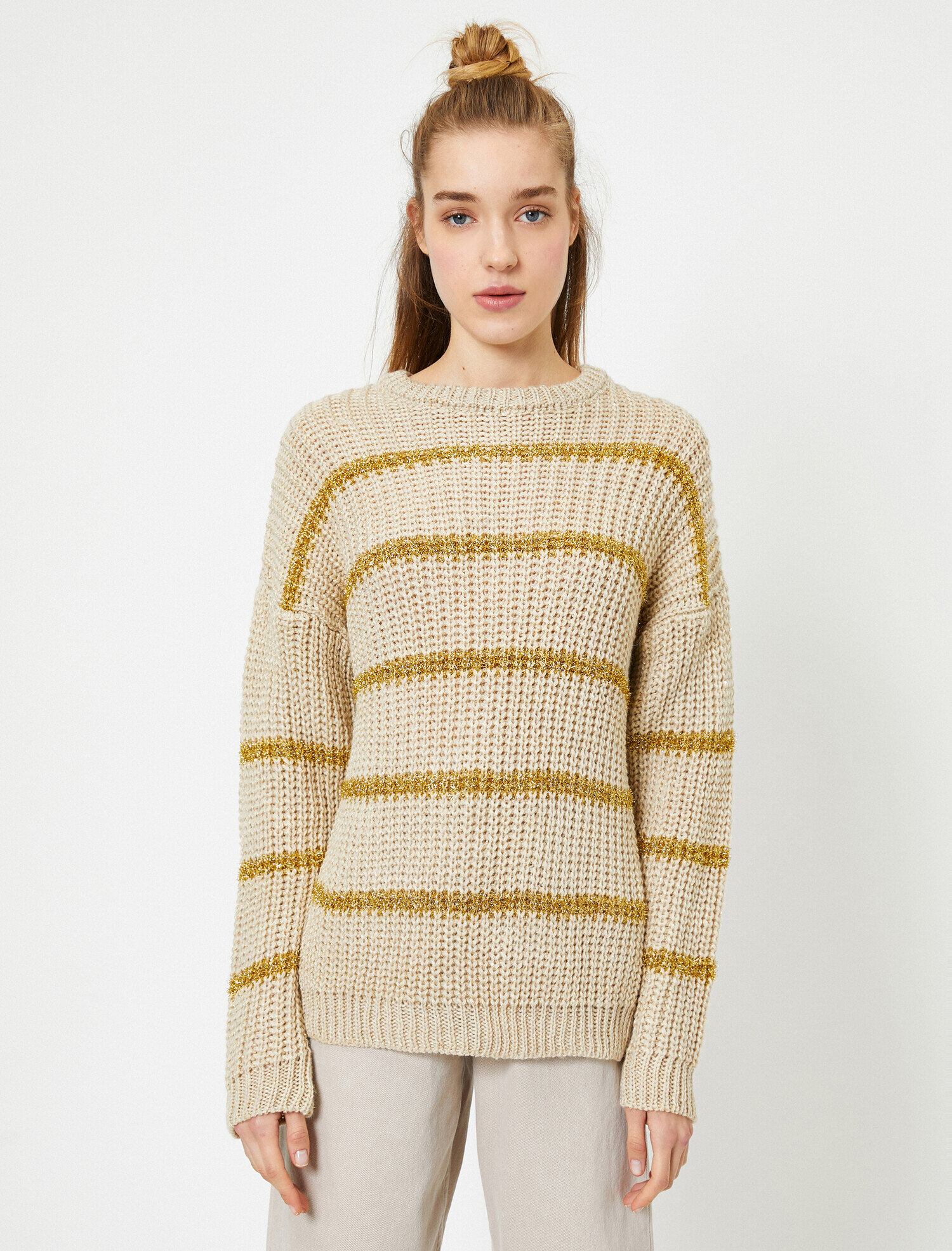   Sırt Detaylı Triko Kazak