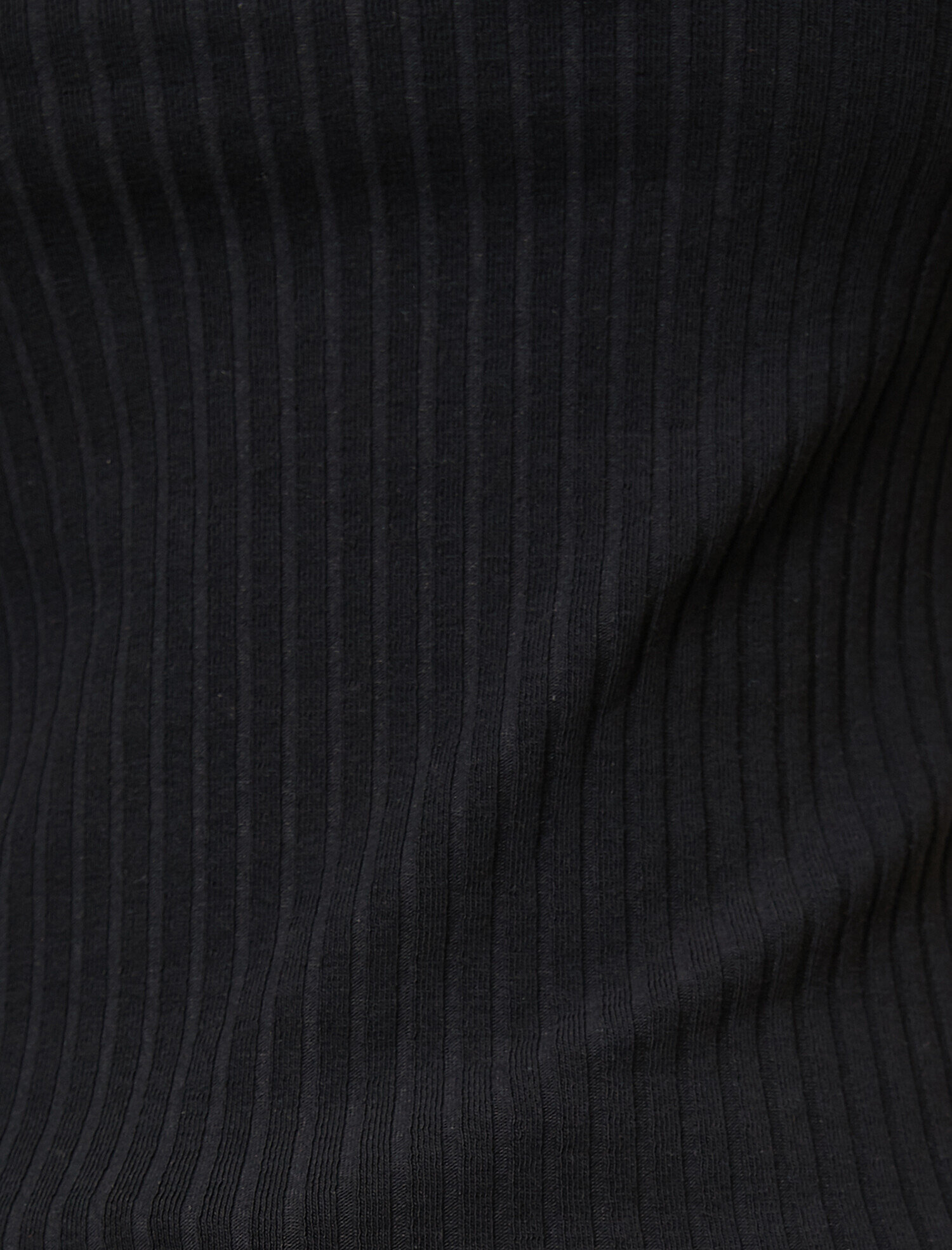   Düğme Detaylı Kısa Kollu Tişört