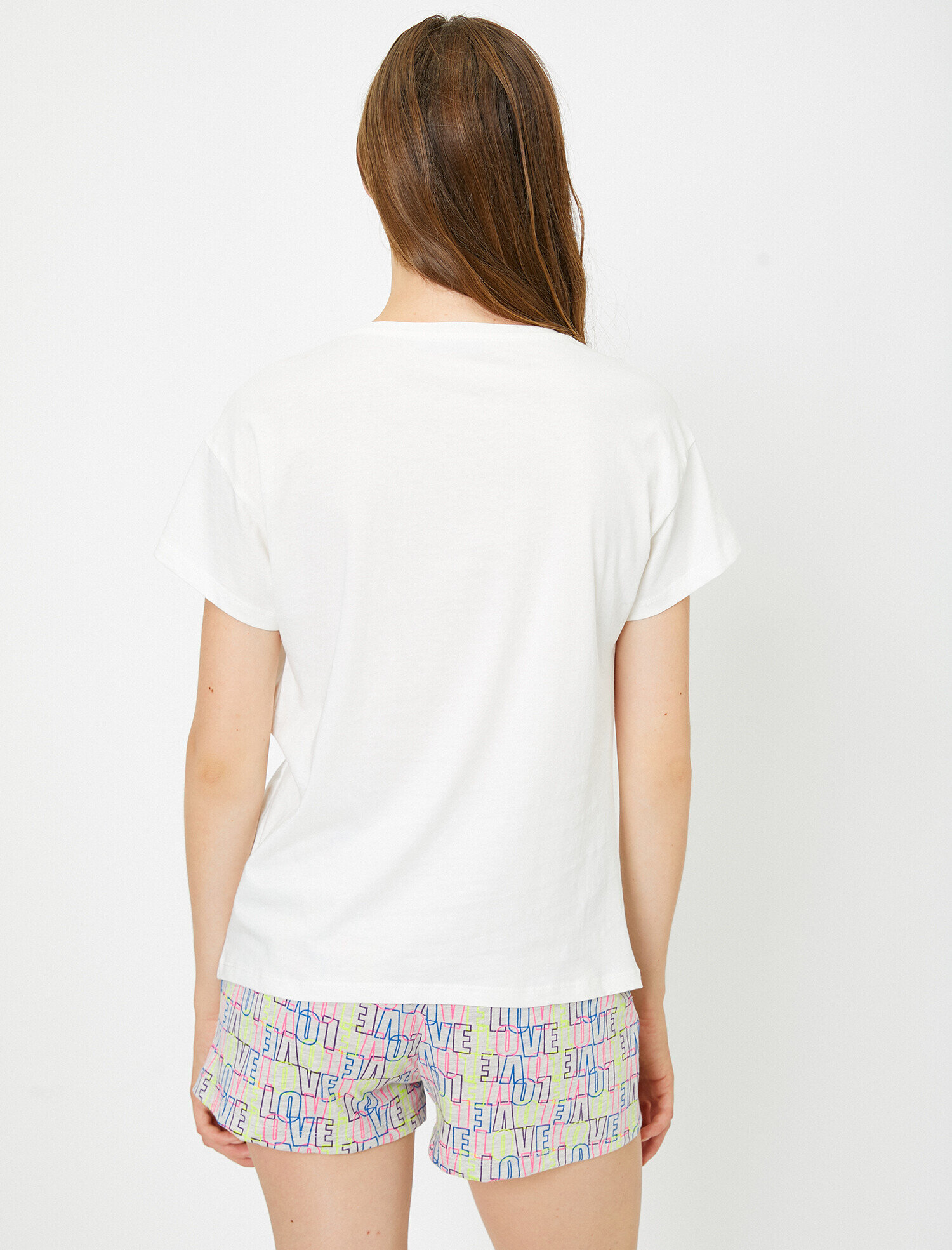 Yazılı Baskılı Pijama Takımı