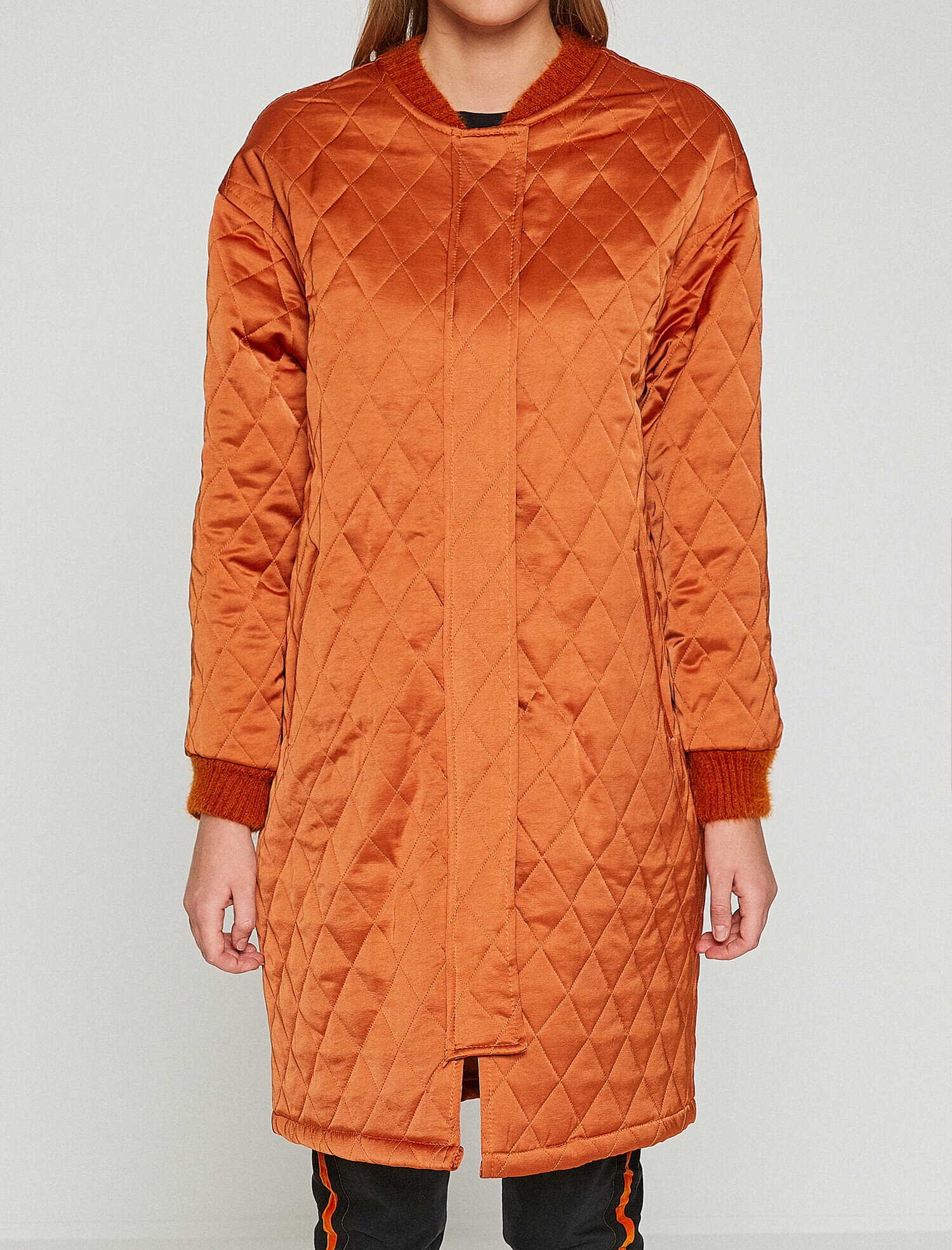   Fermuar Detaylı Kaban