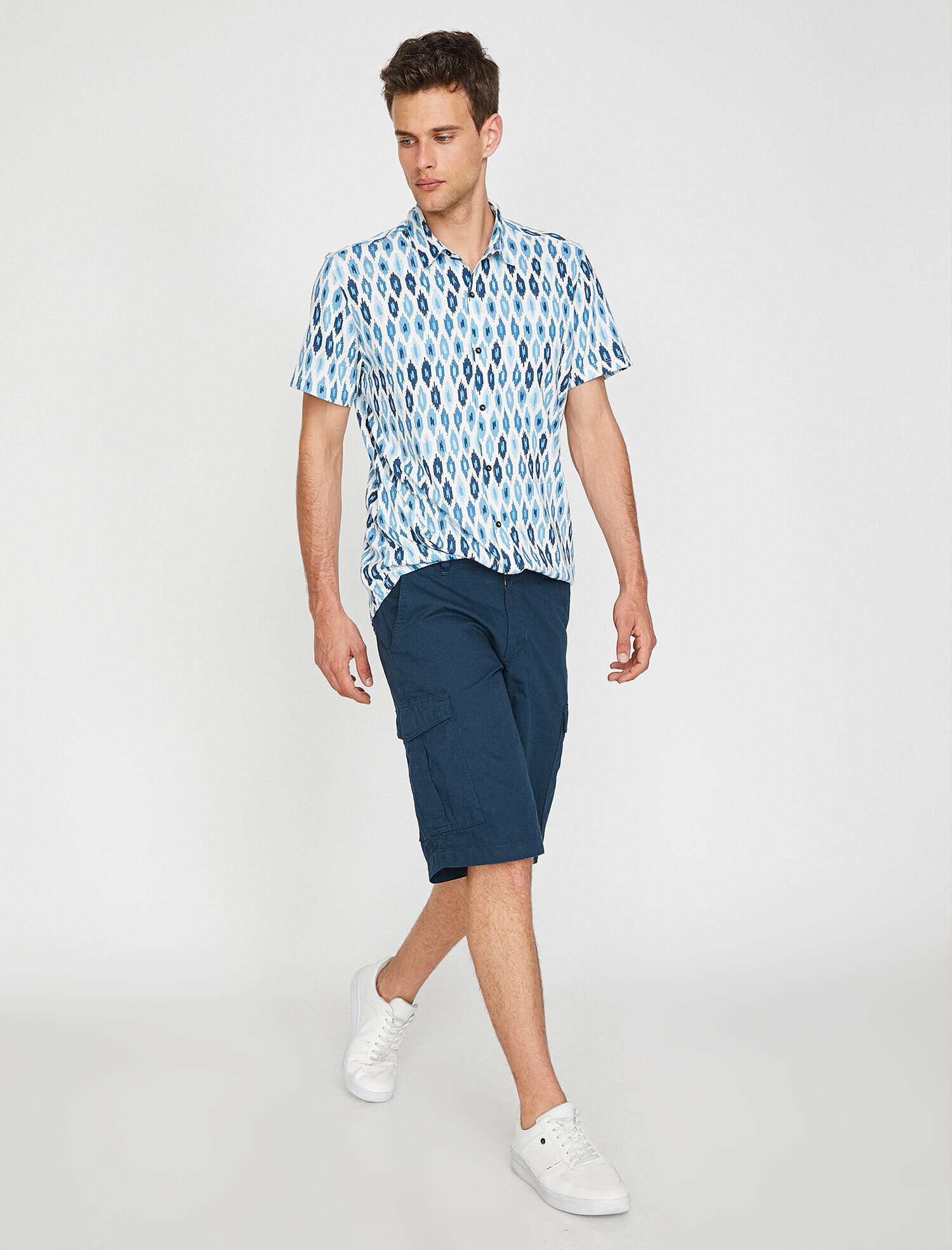   Cep Detaylı Chino Şort