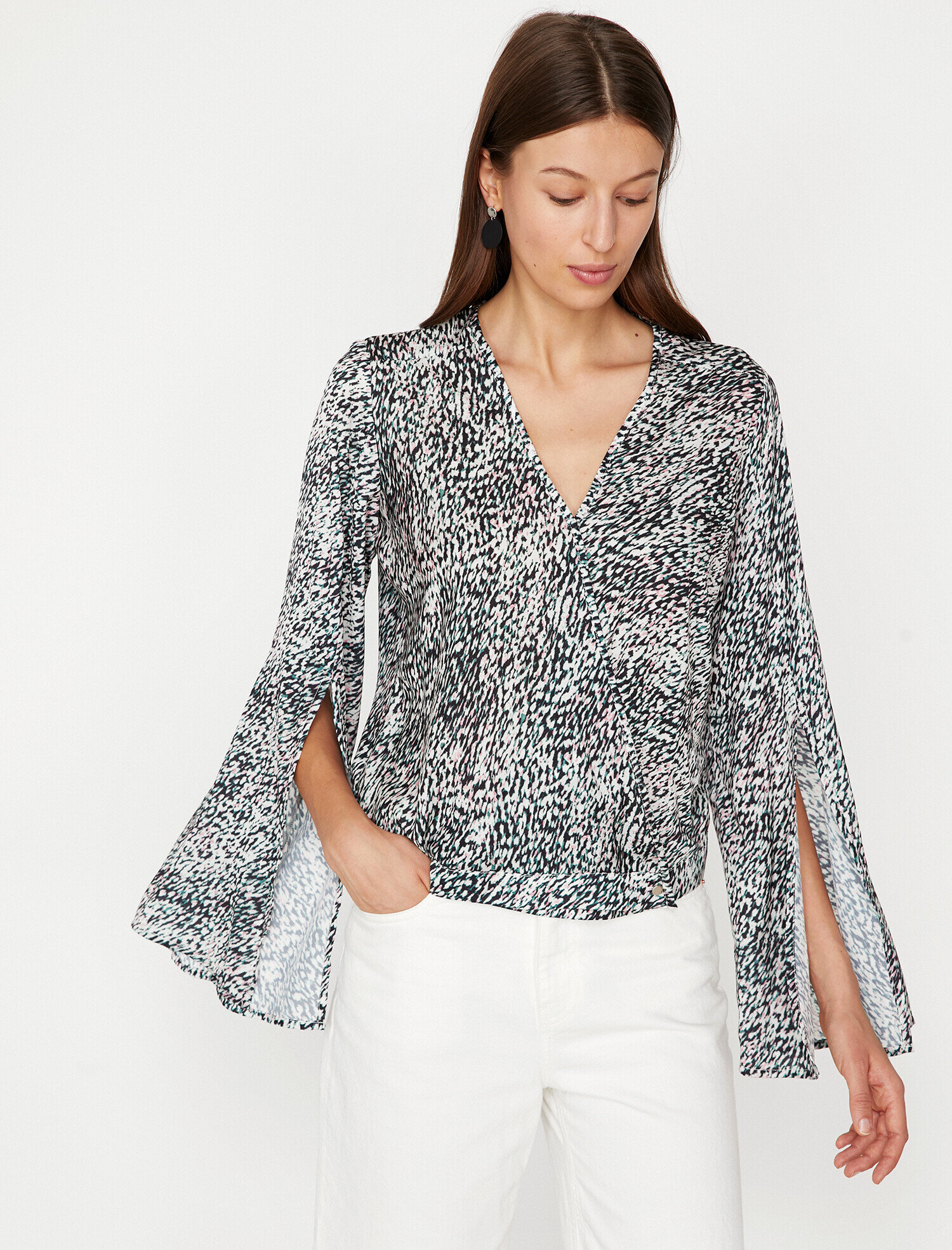   Yılan Derisi Desenli Bluz