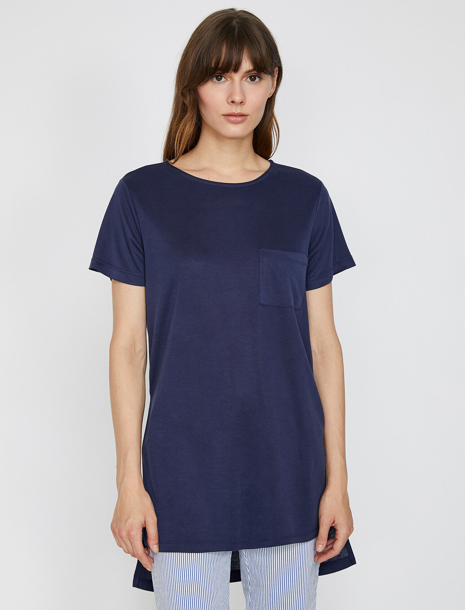   Cep Detaylı Tişört