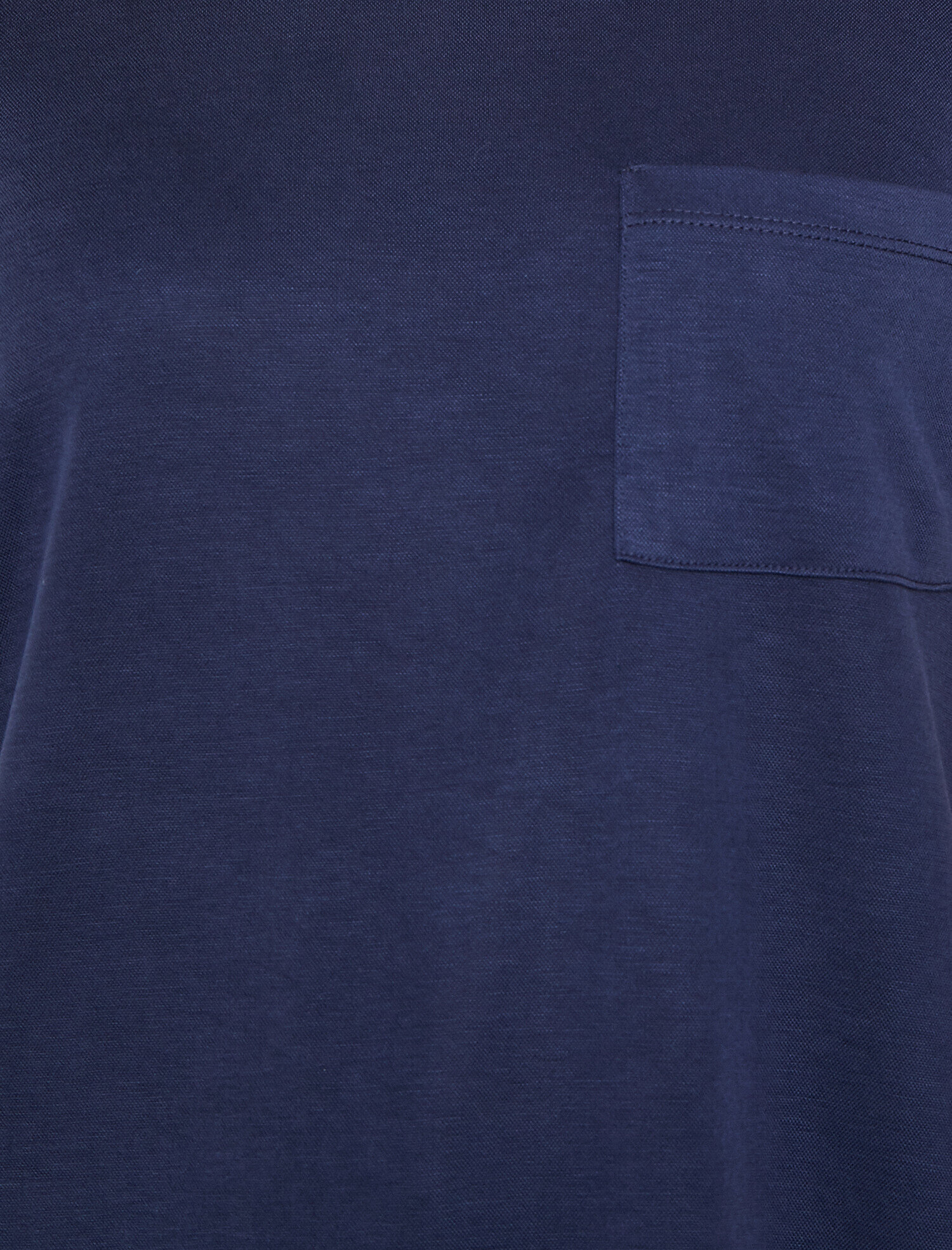   Cep Detaylı Tişört