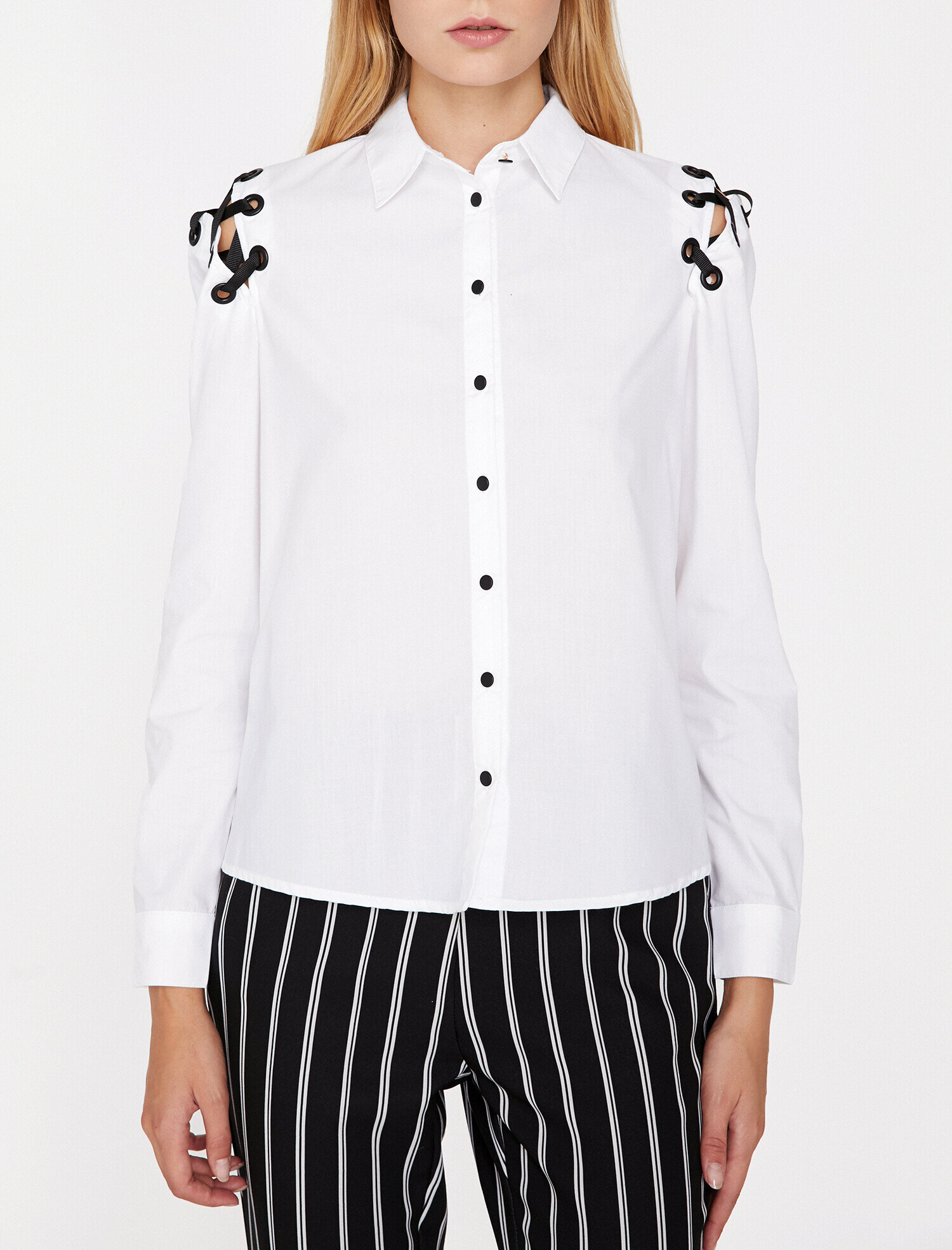   Kuş Gözü Detaylı Gömlek