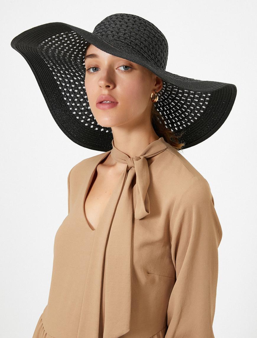  Kadın Hasır Şapka