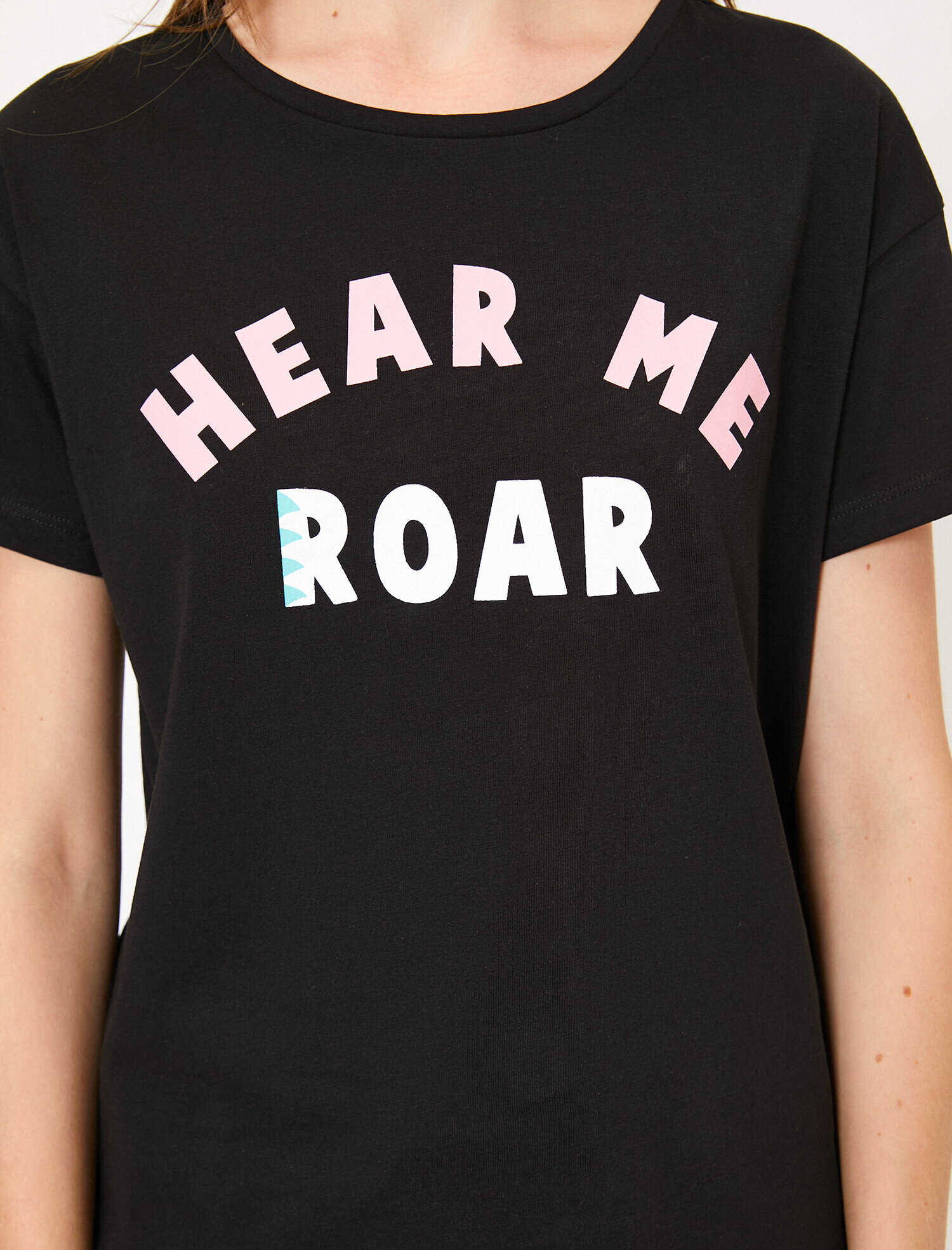   Yazılı Baskılı Pijama Seti