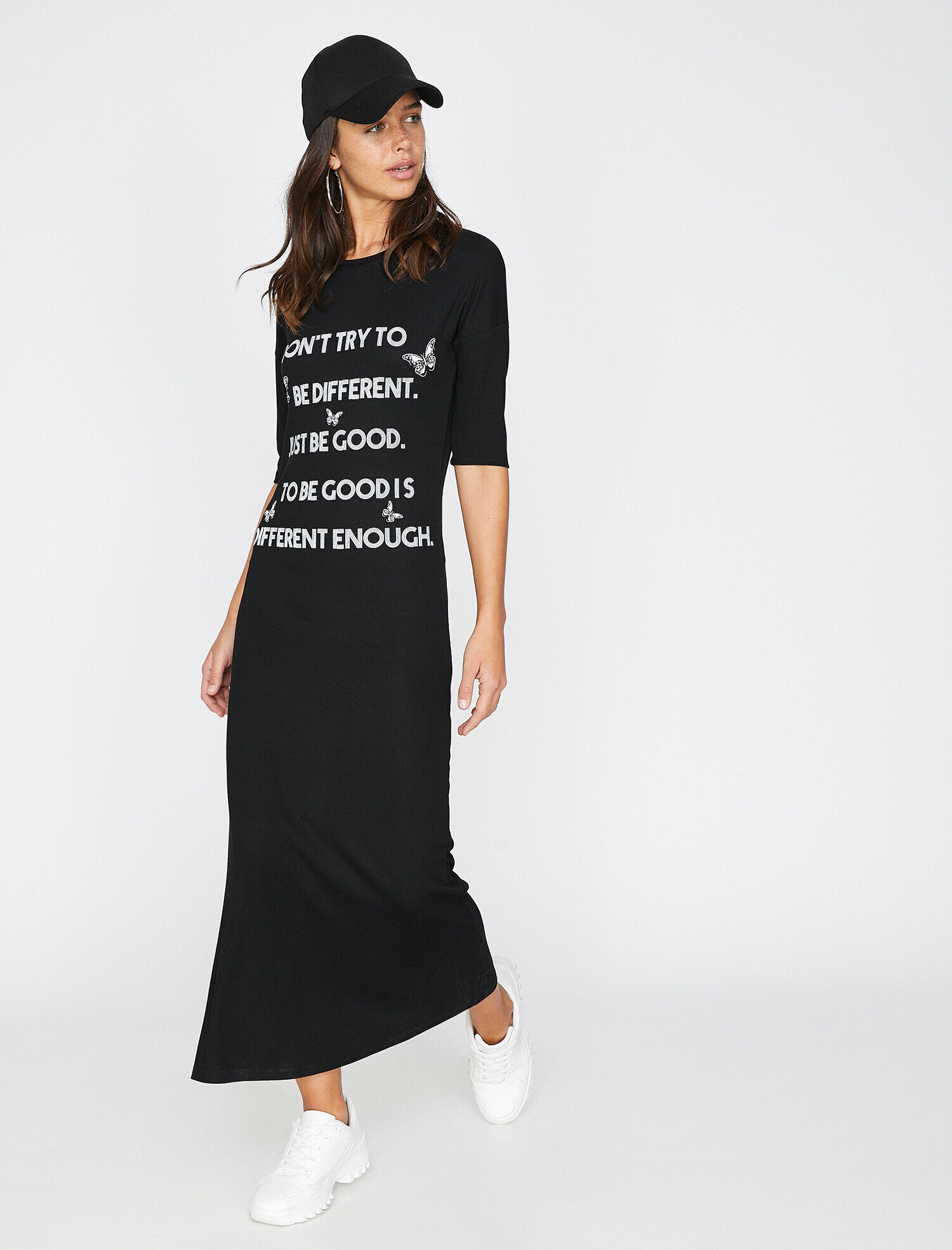   Yazılı Baskılı Elbise