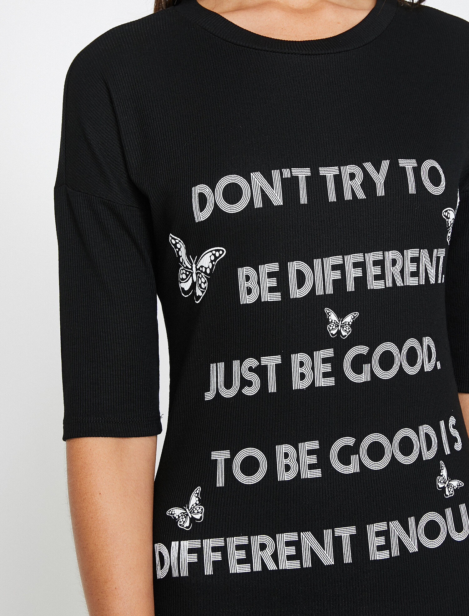   Yazılı Baskılı Elbise