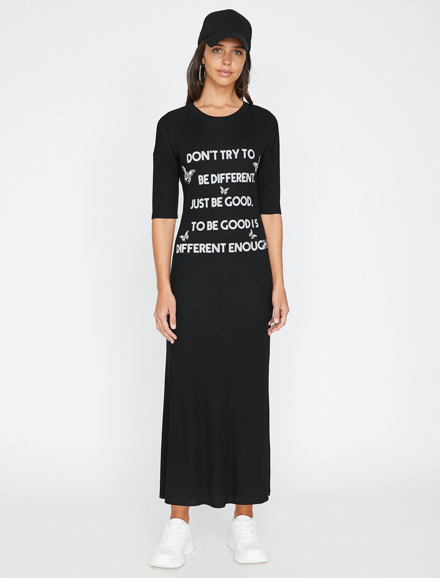   Yazılı Baskılı Elbise