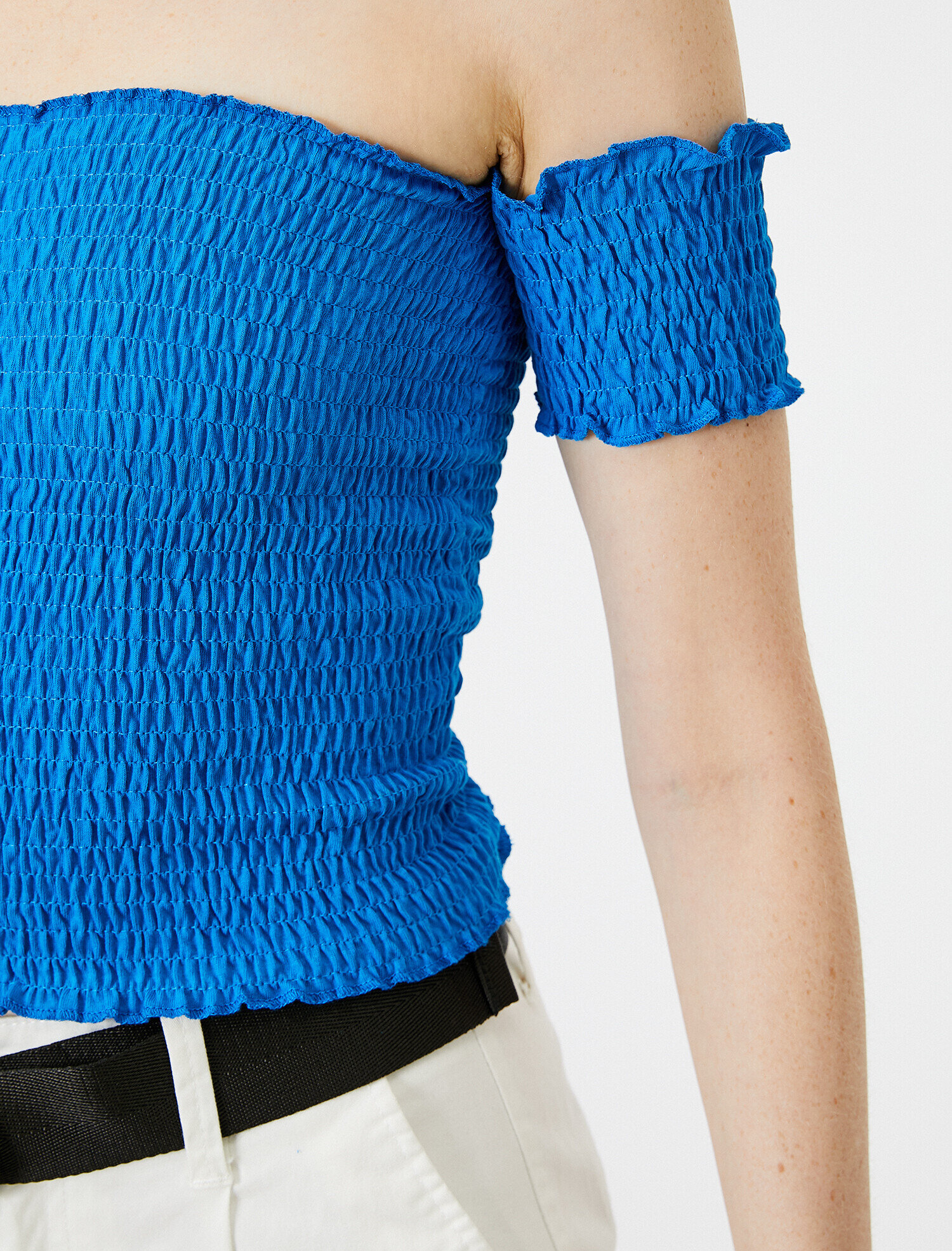   Omzu Açık Gipeli Kısa Kollu Body