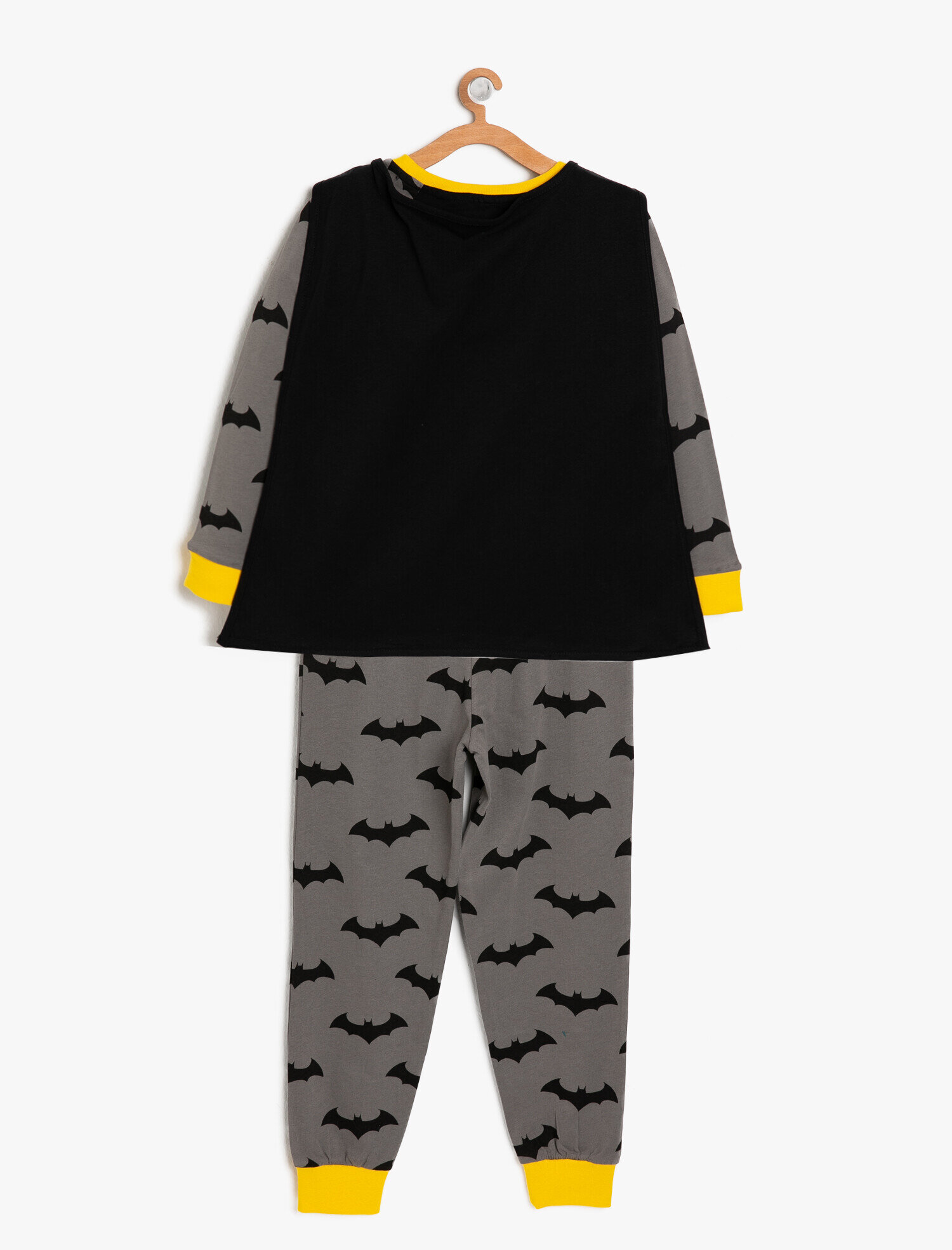 Erkek Çocuk Batman Baskılı Pijama Seti