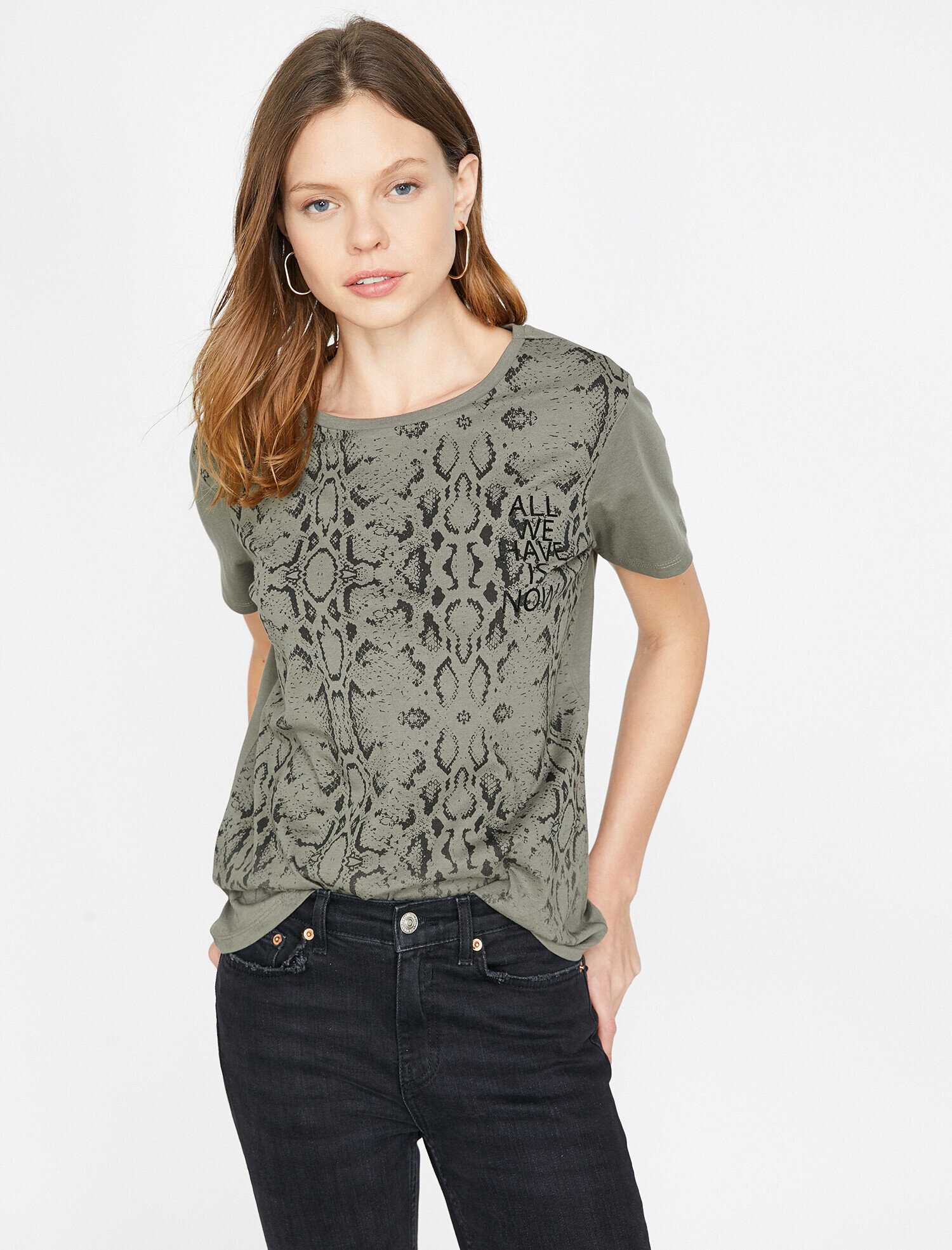   Leopar Desenli Tişört