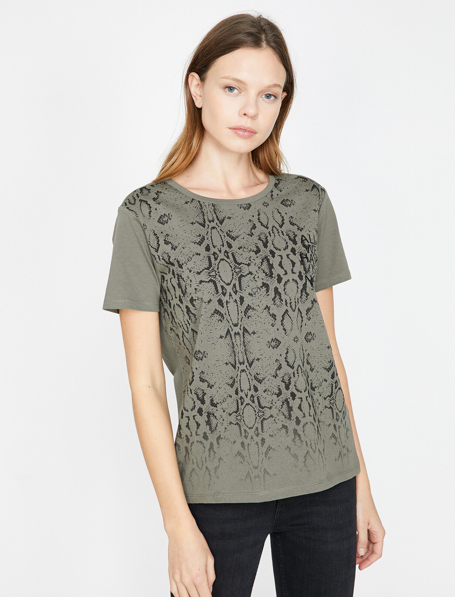   Leopar Desenli Tişört