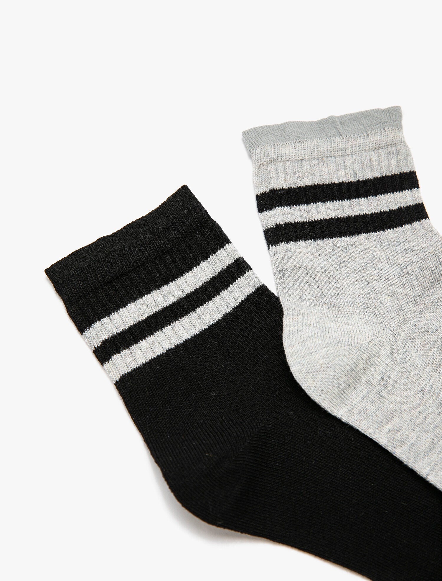  Kadın Çoklu Çorap Seti