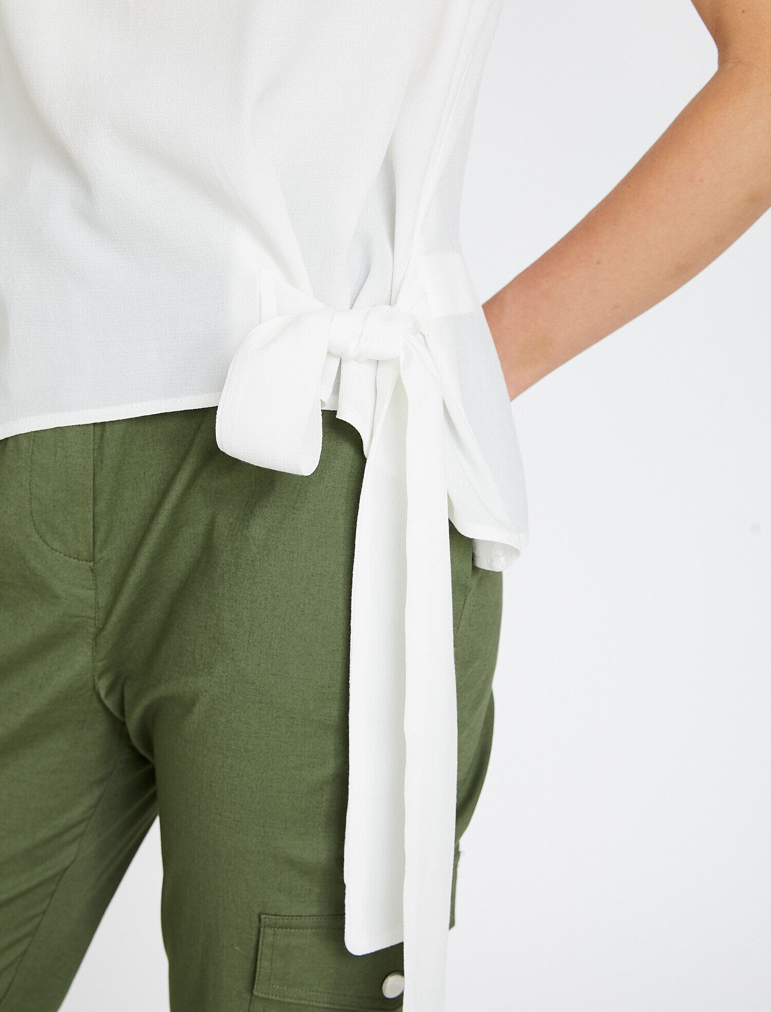 Bağlama Detaylı Gömlek