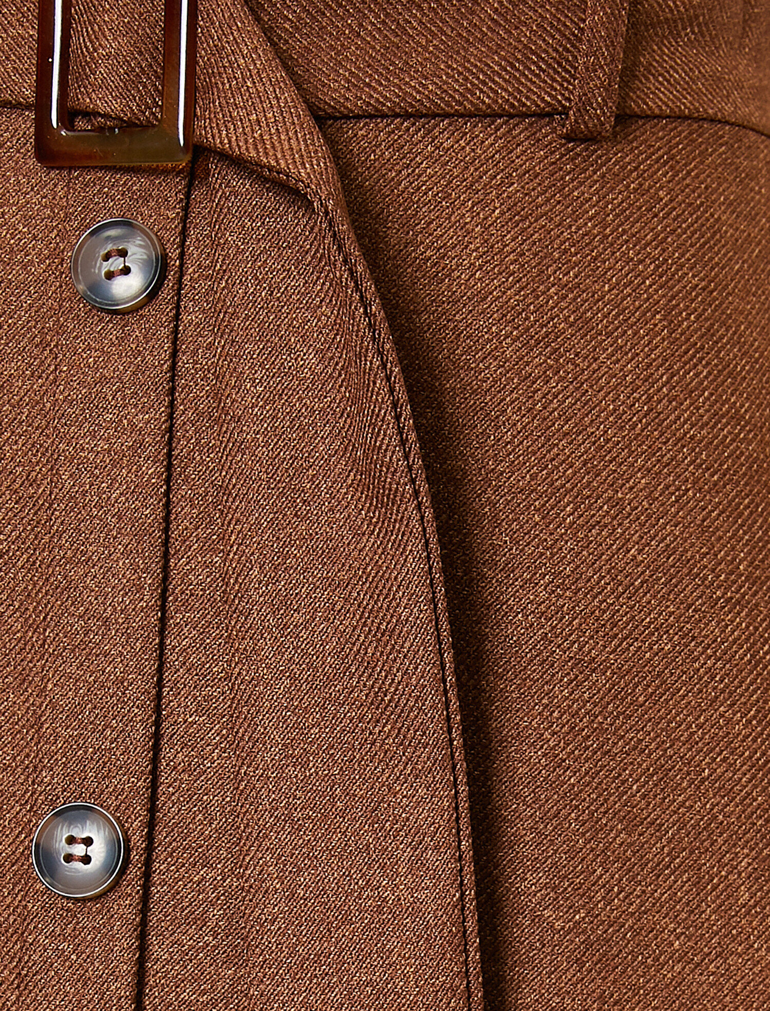   Kemerli Önü Düğmeli A Kesim Etek